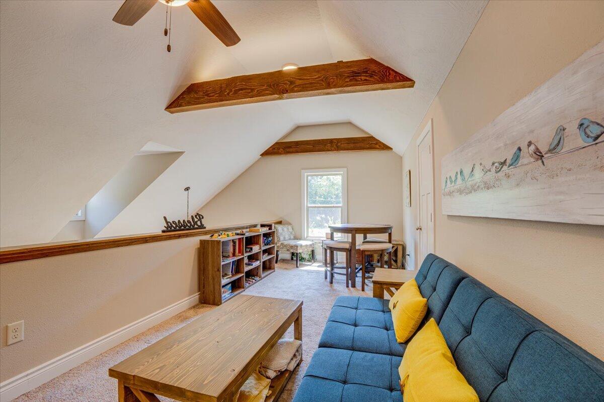 1069 Peace In Valley Road Property Photo 35