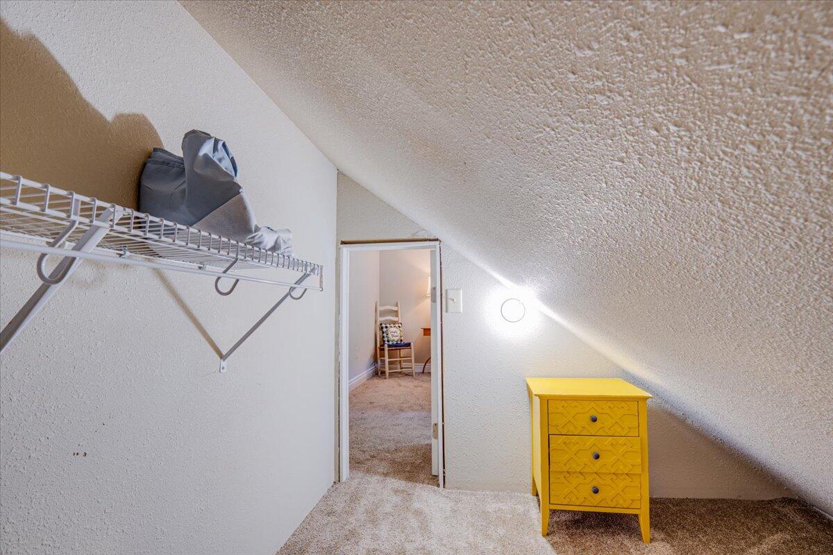1069 Peace In Valley Road Property Photo 38