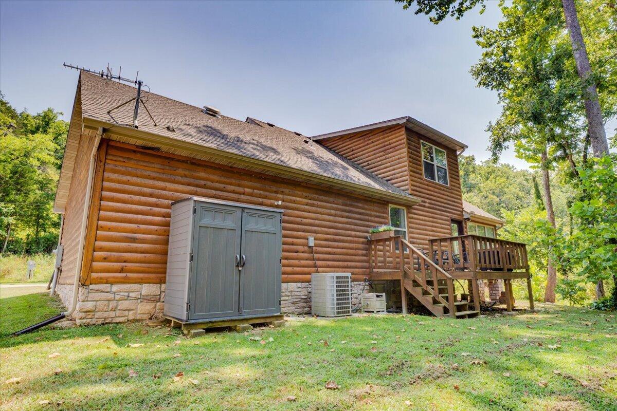 1069 Peace In Valley Road Property Photo 47