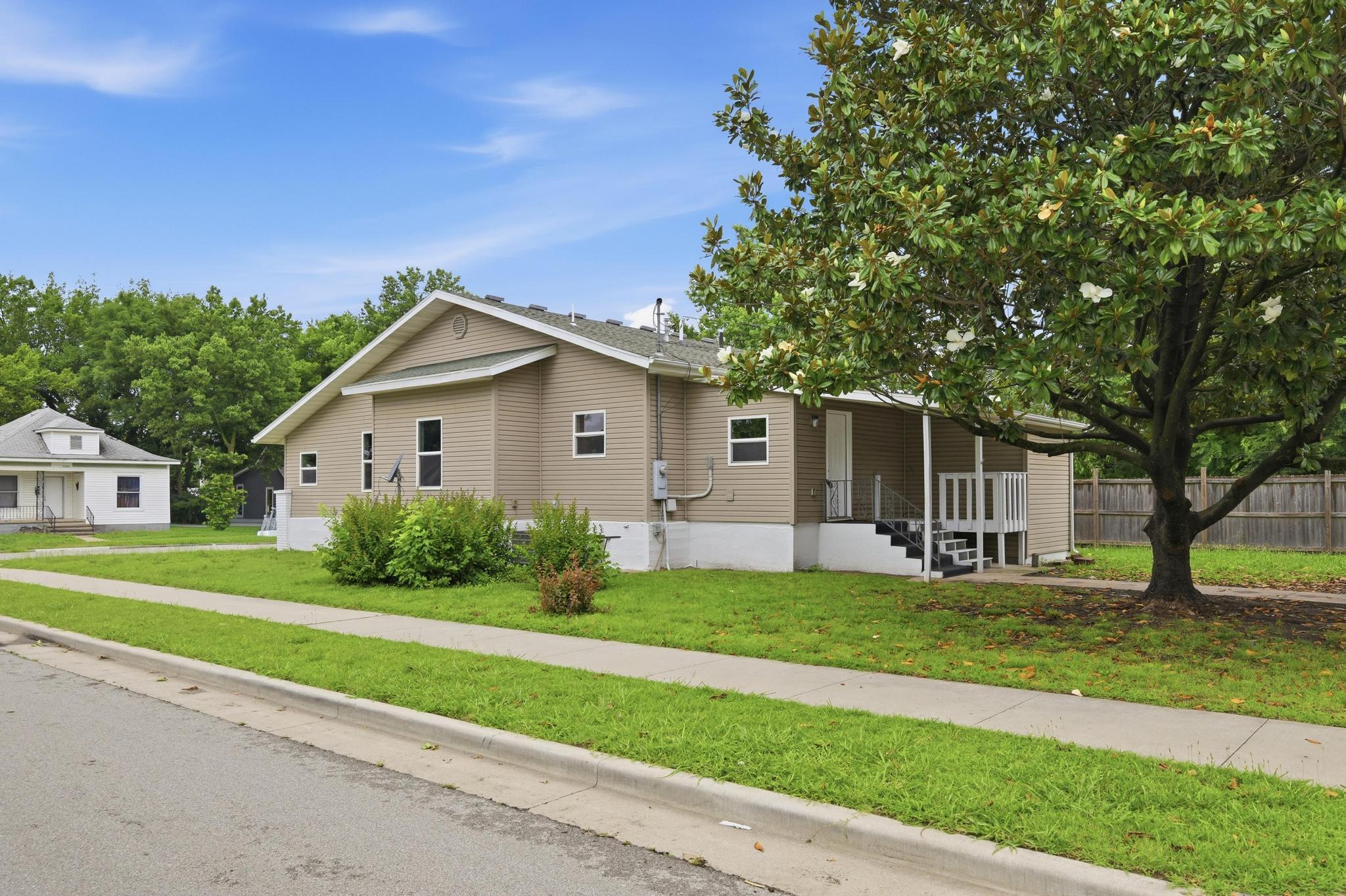 2131 South Harlem Avenue Property Photo 44