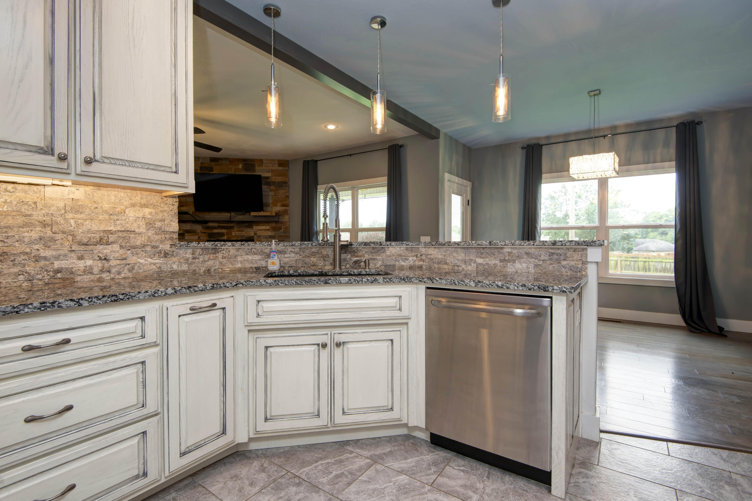 5662 East Gatehouse Drive Property Photo 11