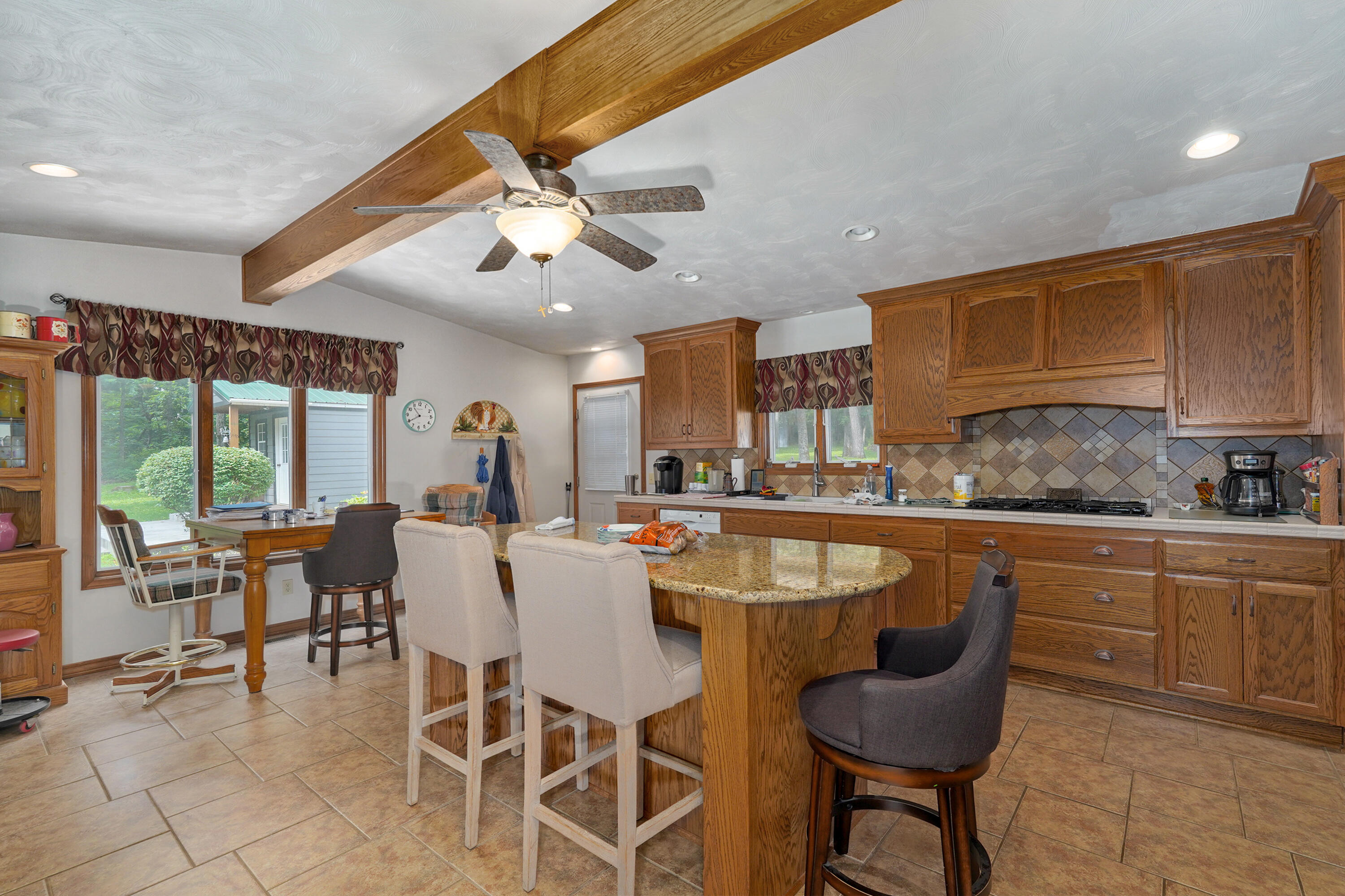 5725 South Farm Rd 131 Property Photo 23