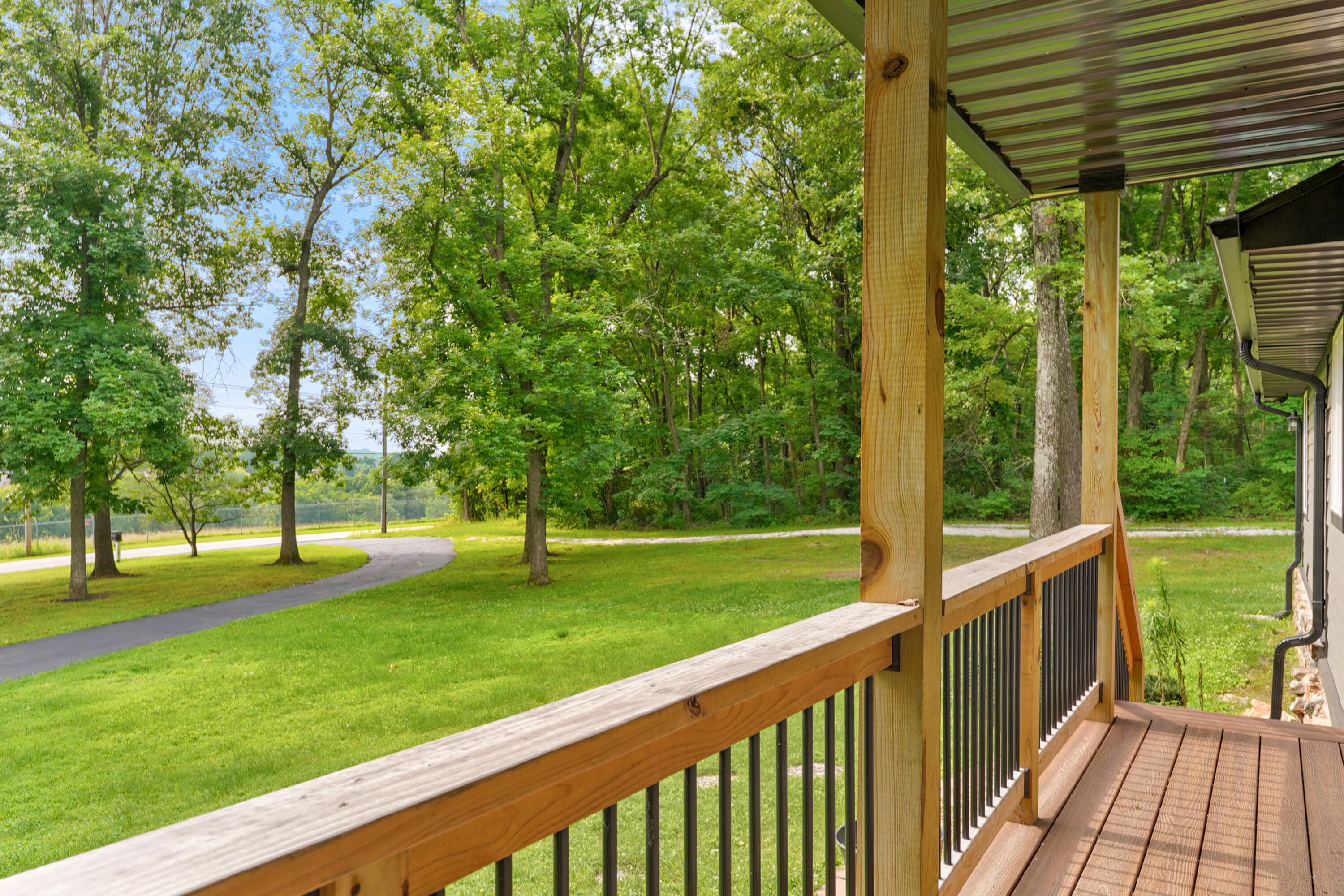 5725 South Farm Rd 131 Property Photo 57