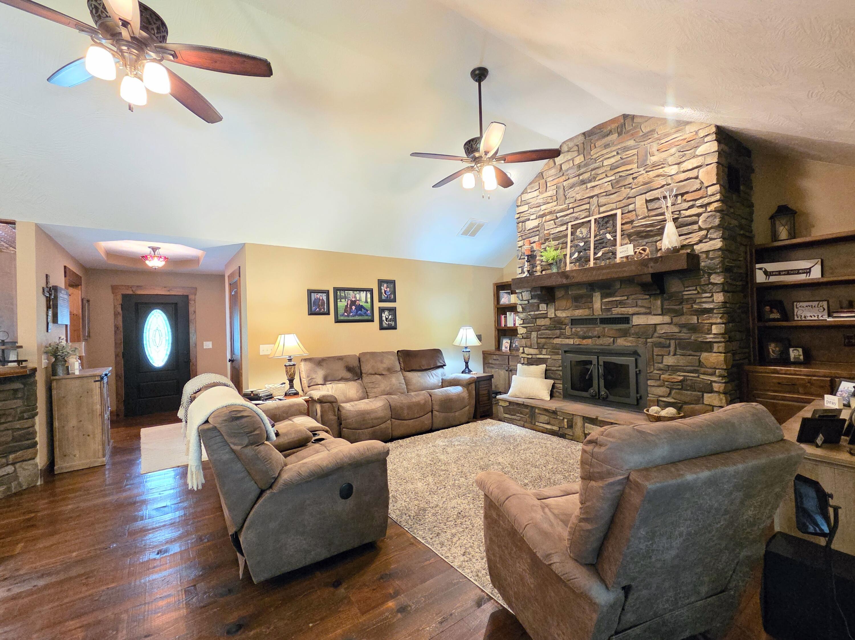 1346 Golf Course Road Property Photo 16
