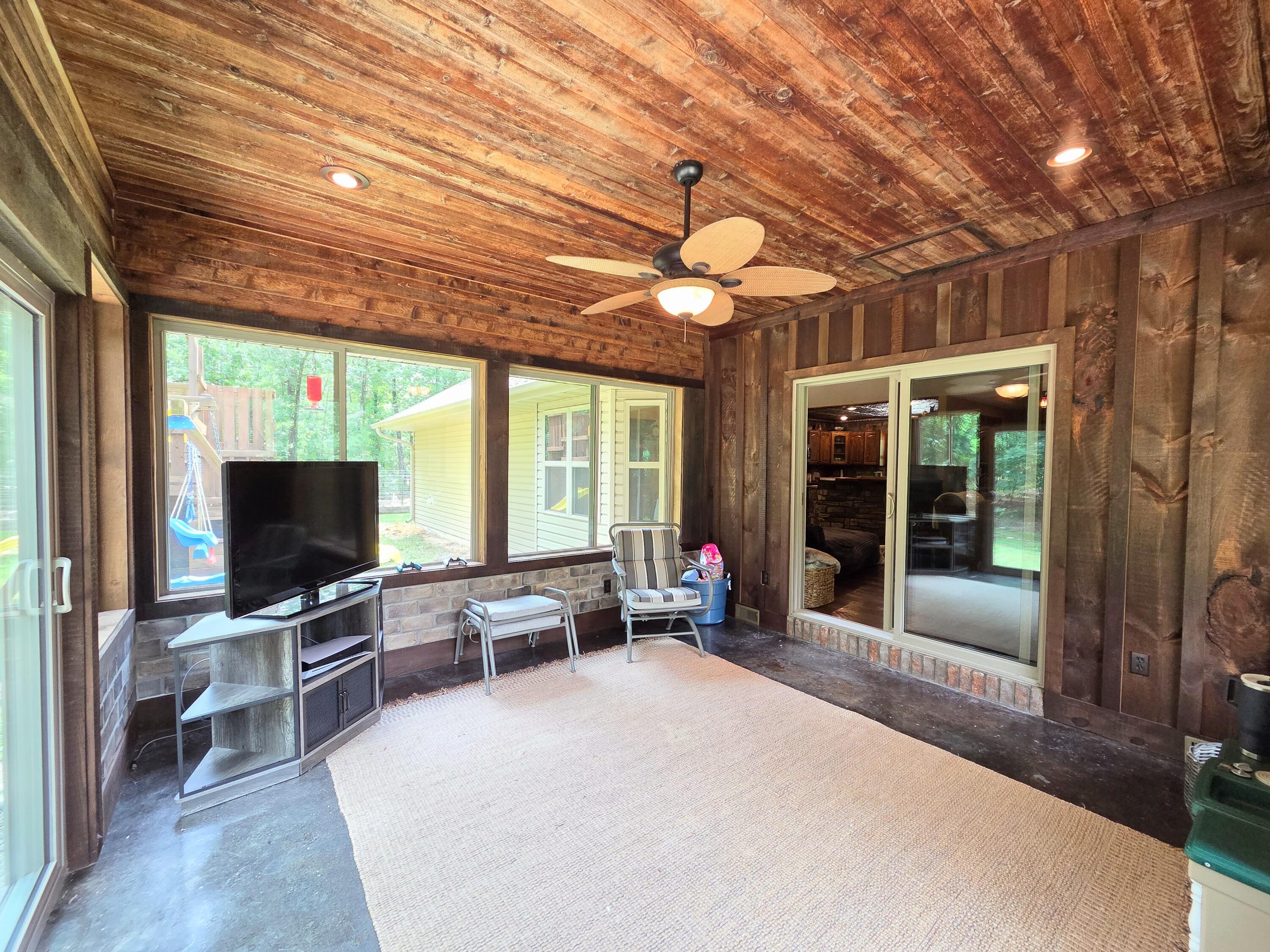 1346 Golf Course Road Property Photo 29