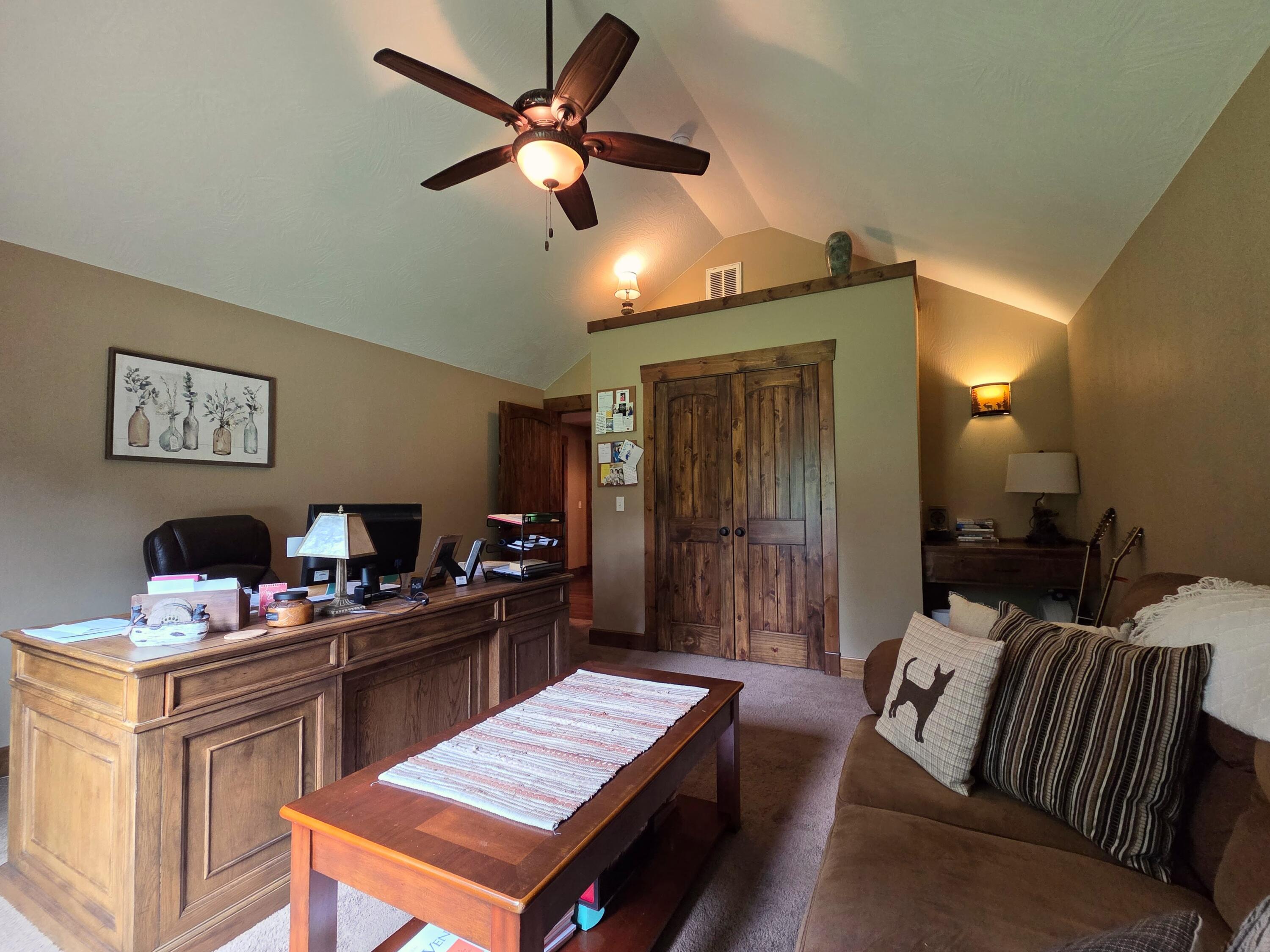 1346 Golf Course Road Property Photo 45