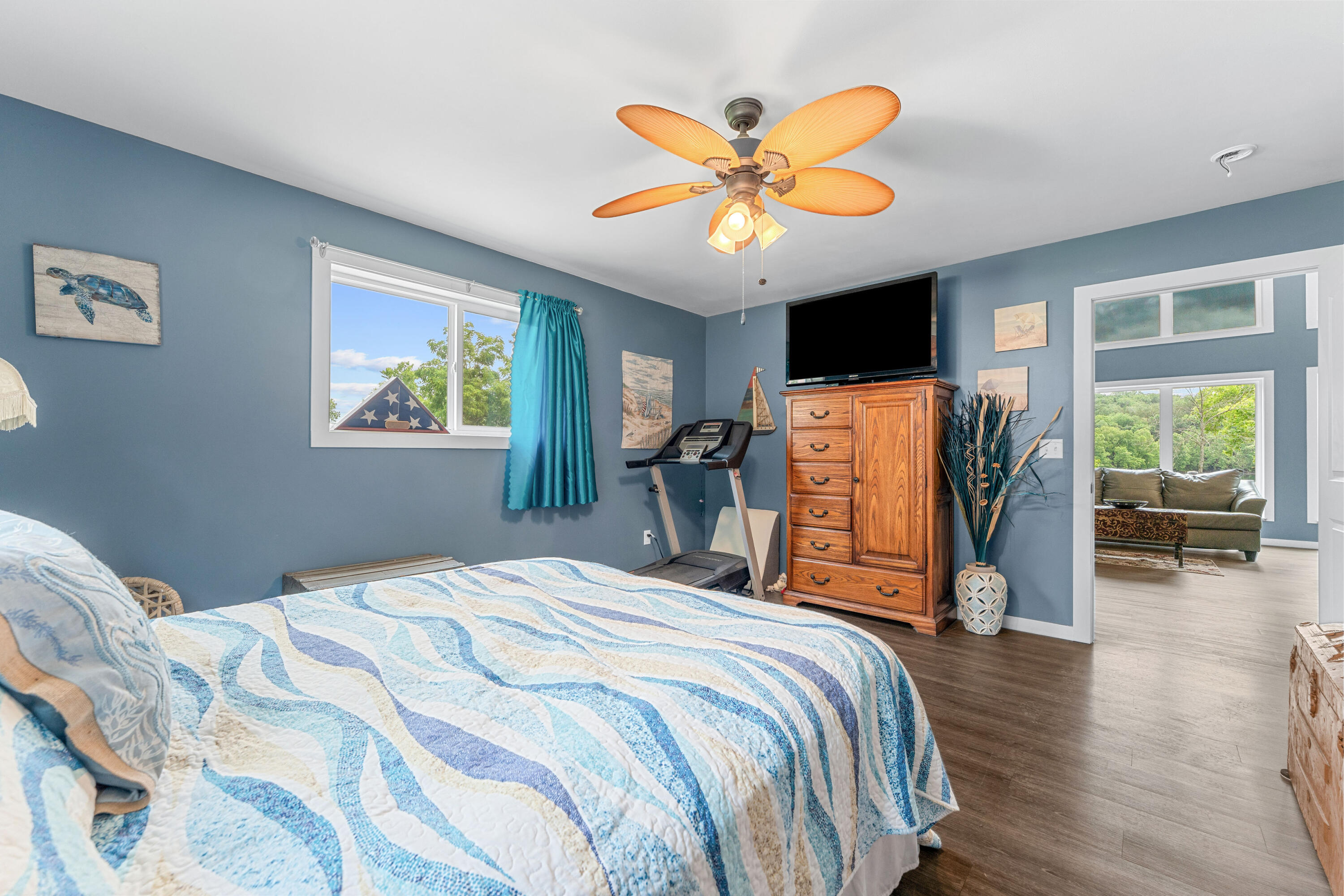 276 Easy Street Property Photo 18