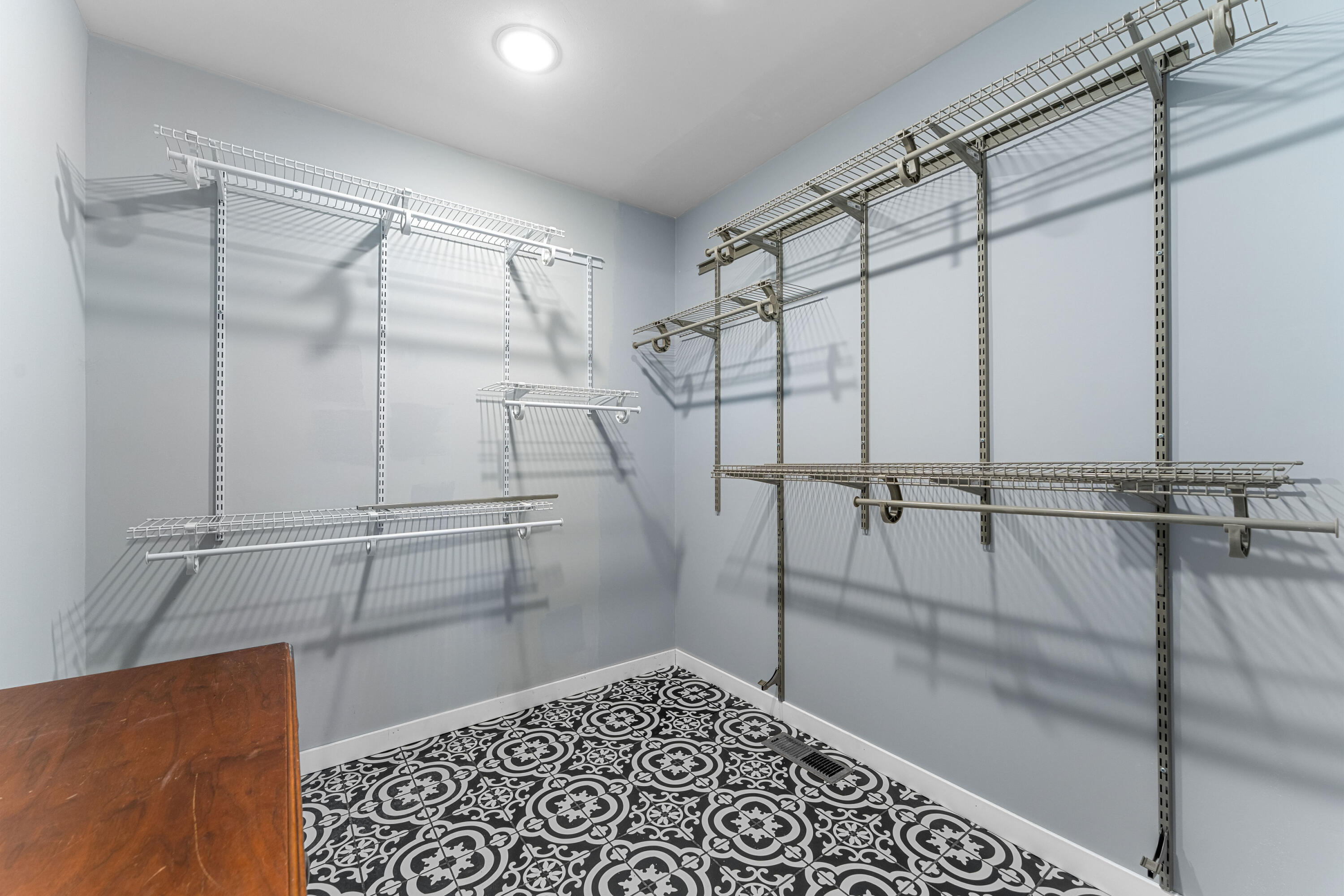 276 Easy Street Property Photo 21