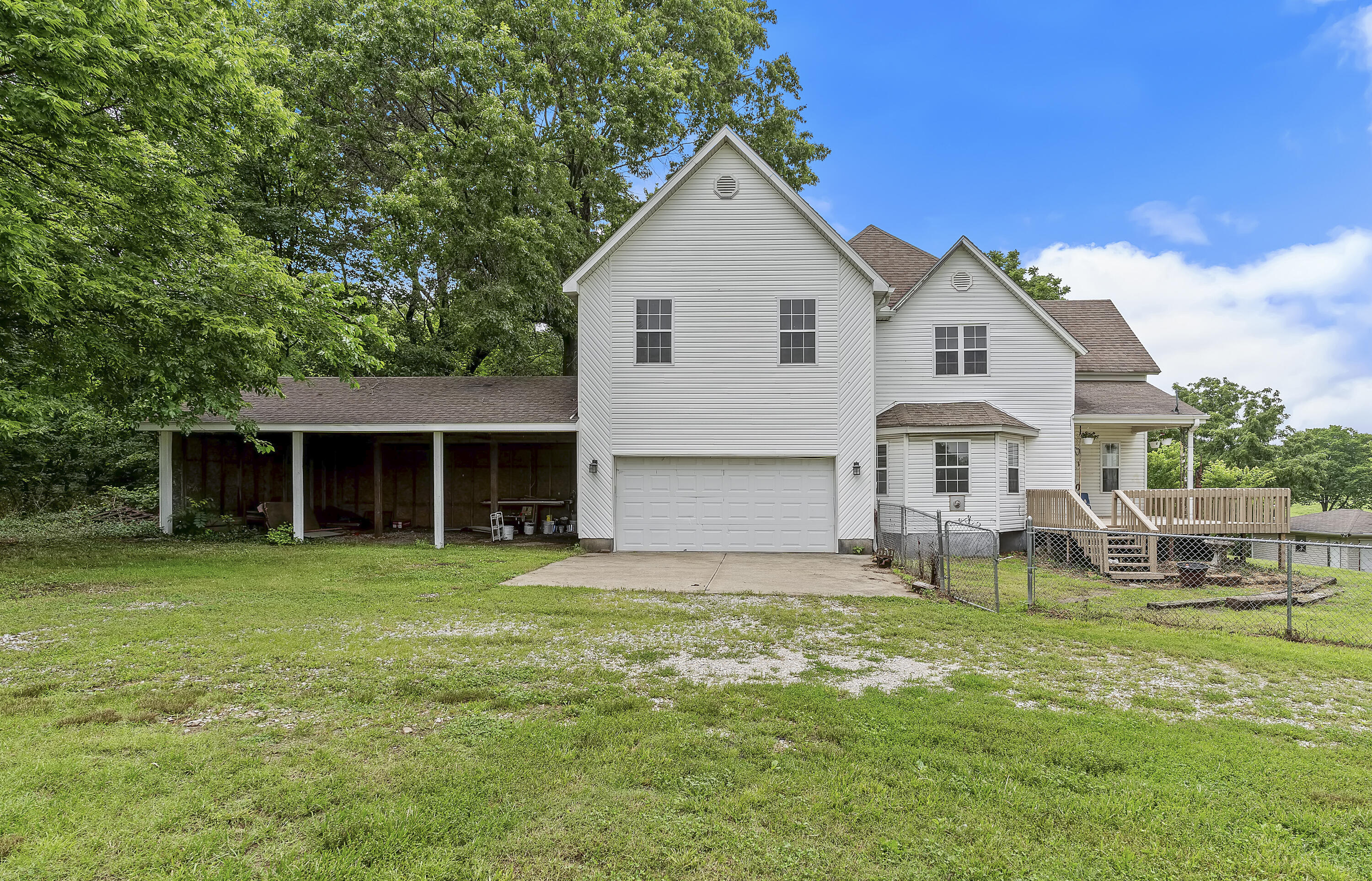 8199 West Farm Road 76 Property Photo 1
