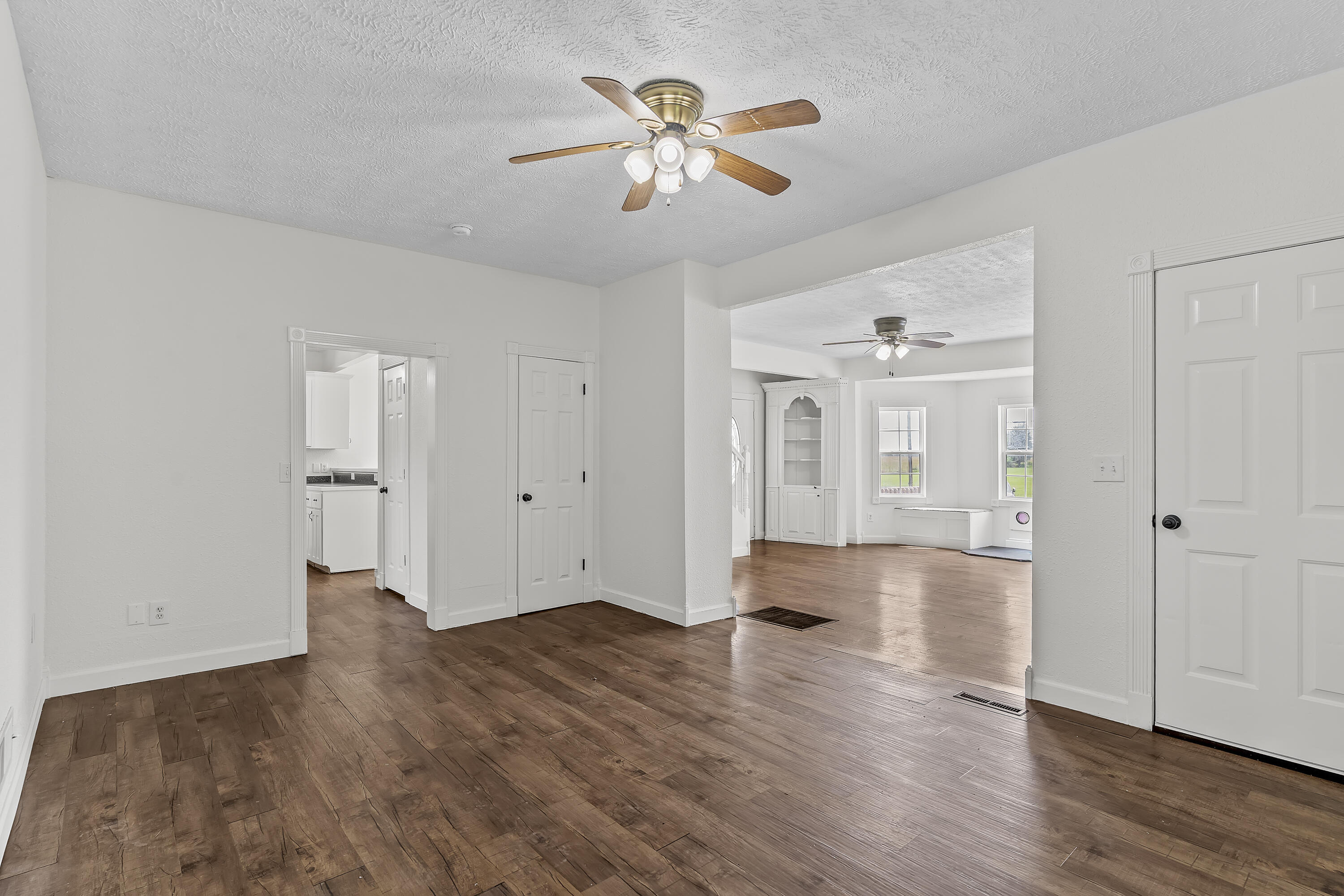 8199 West Farm Road 76 Property Photo 11