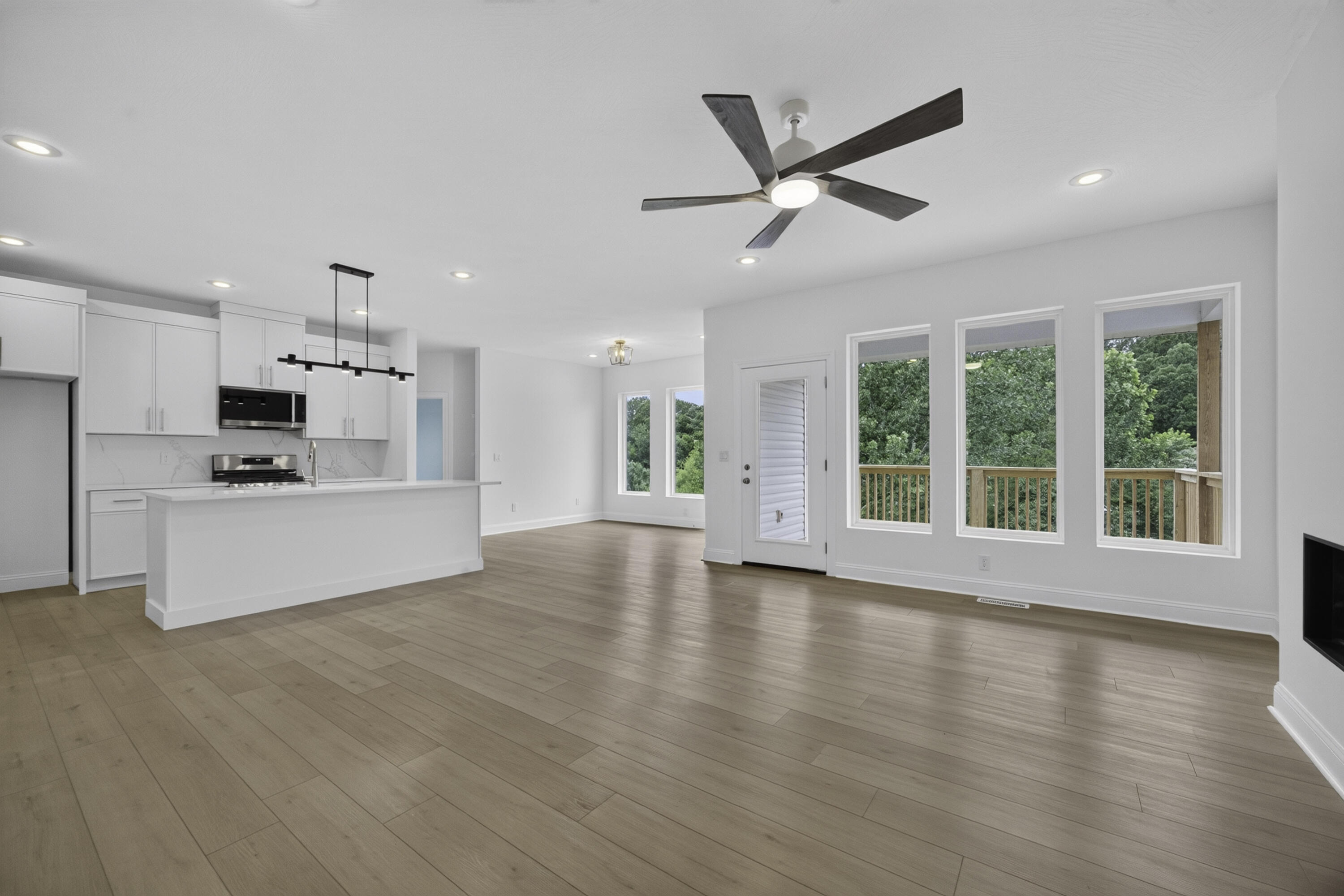 845 South Black Sands Avenue Property Photo 11