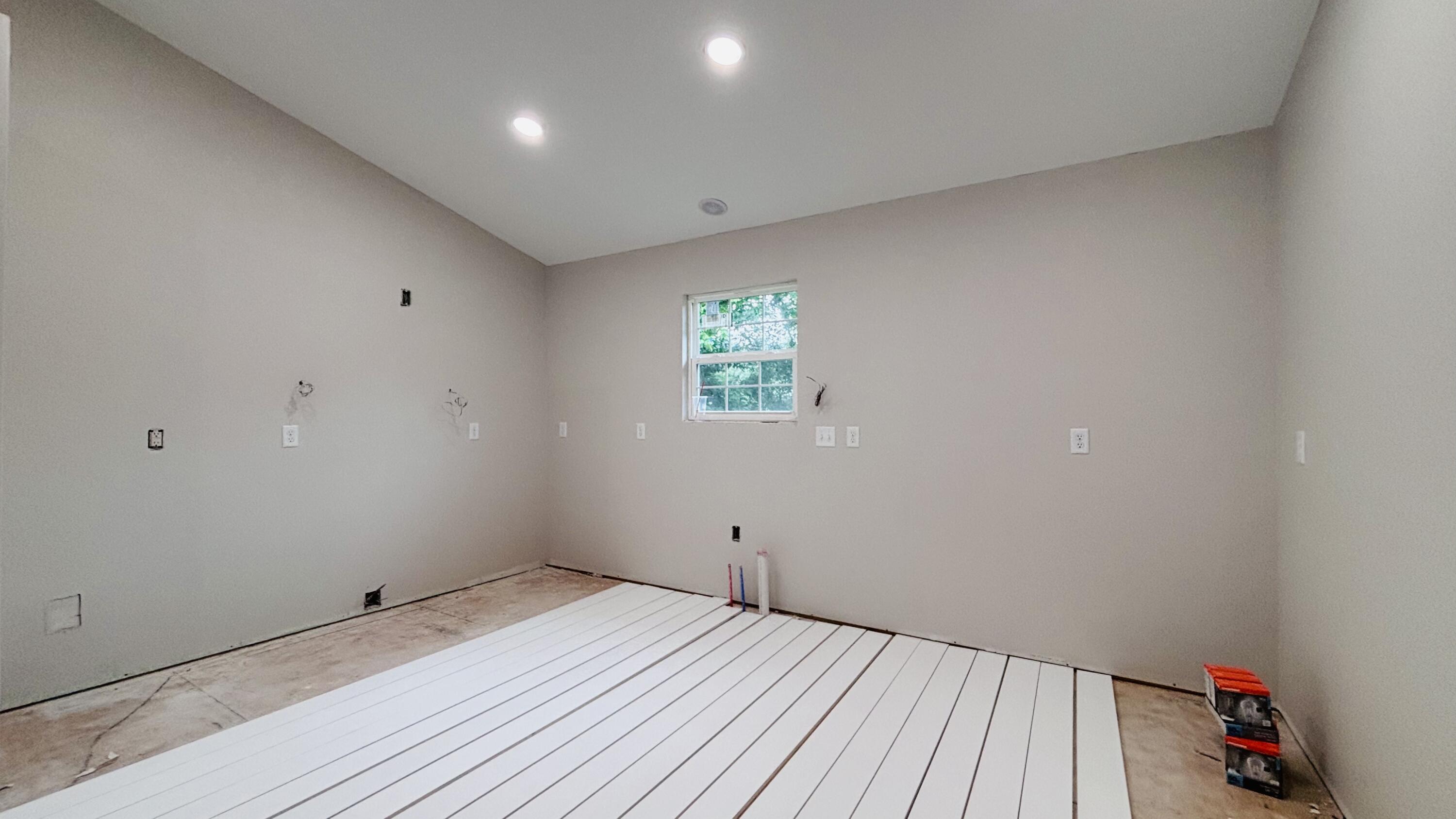 2791 Maple Street Property Photo 4