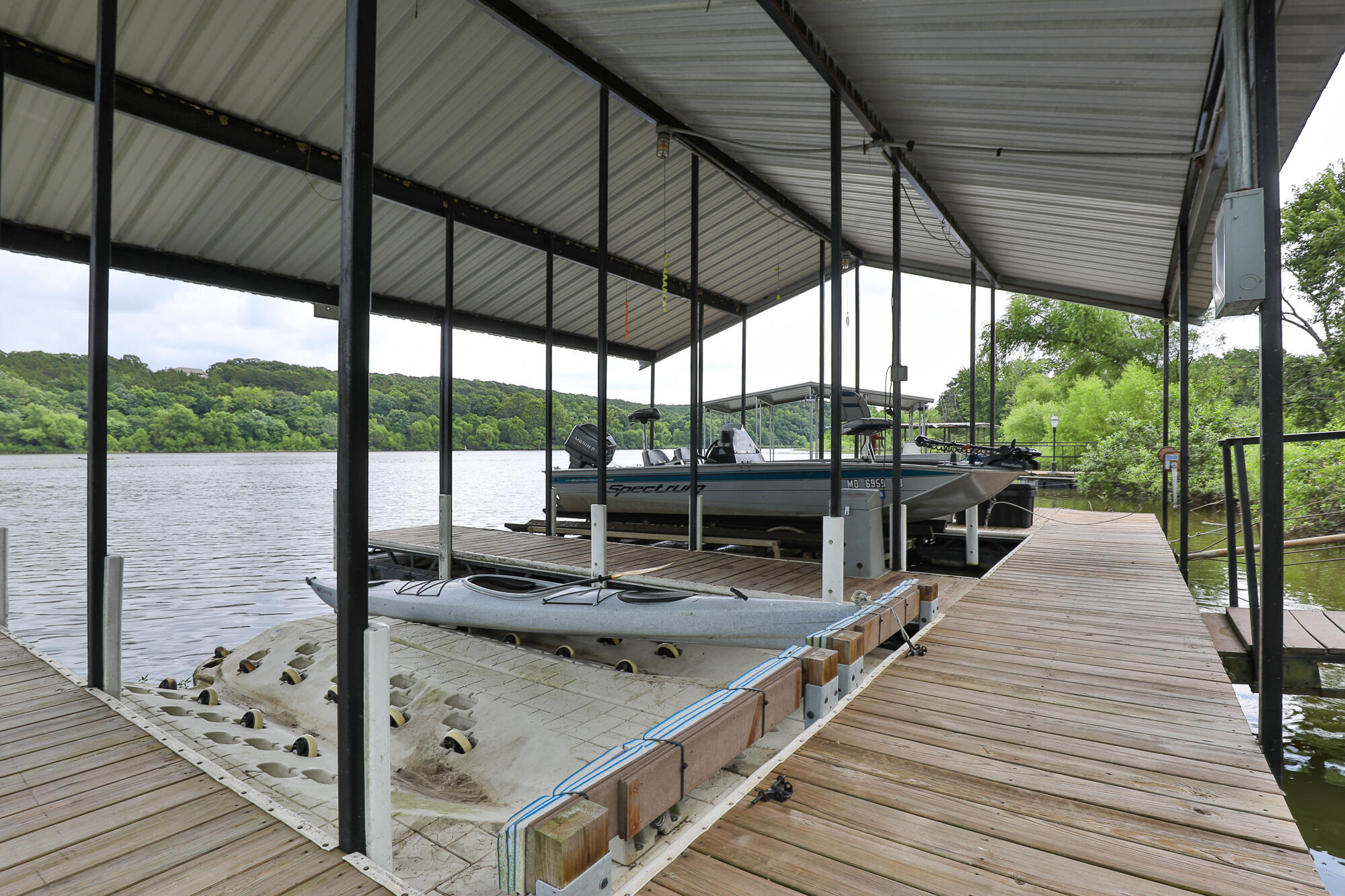 3292 Lakeview Drive Property Photo 3