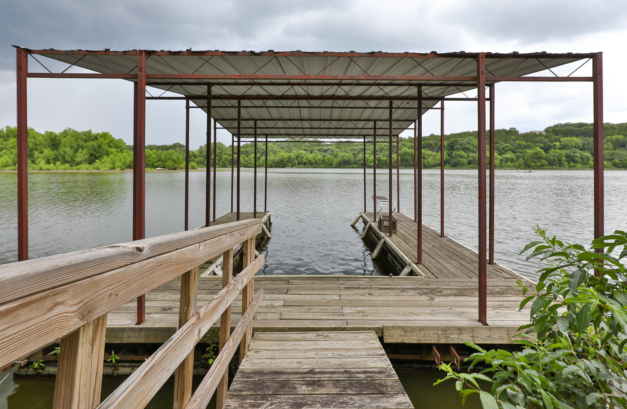 3292 Lakeview Drive Property Photo 4