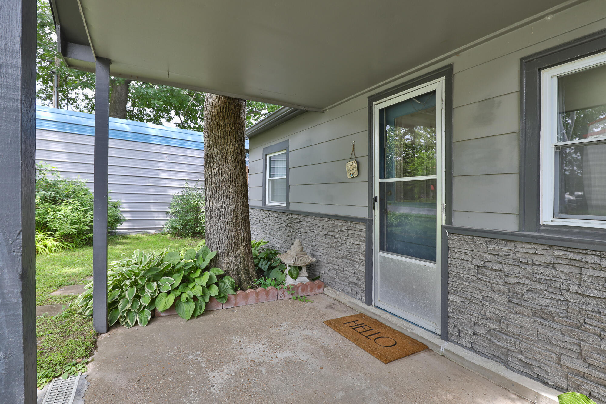 3292 Lakeview Drive Property Photo 8