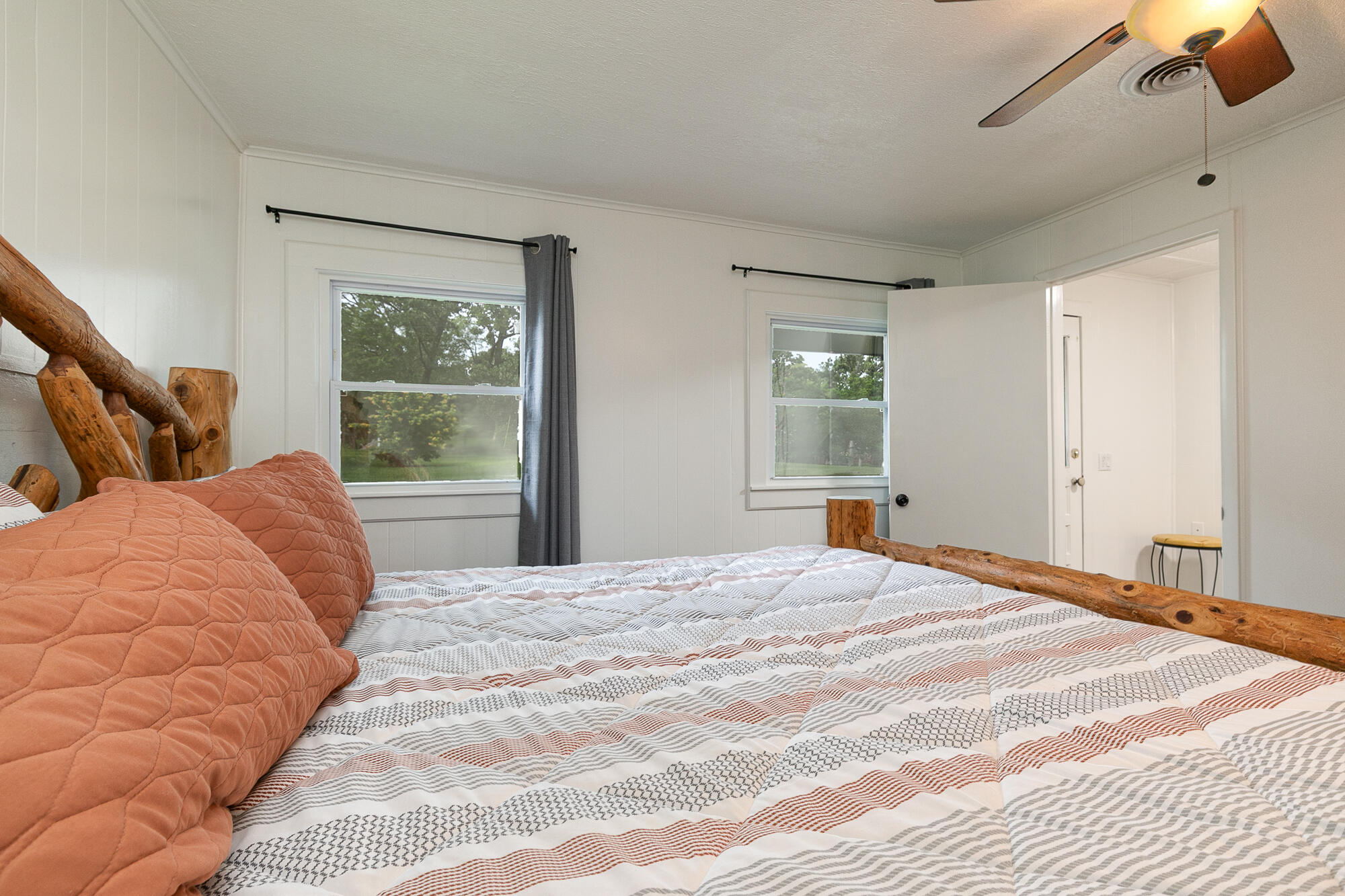3292 Lakeview Drive Property Photo 12