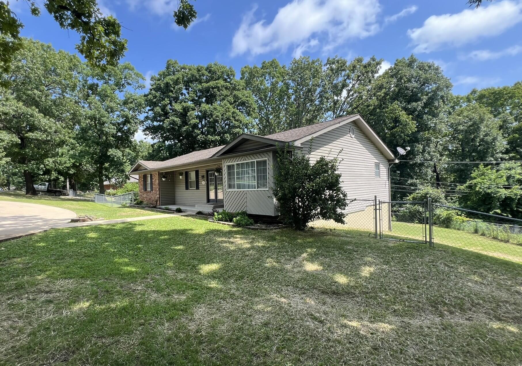 1907 Stein Avenue Property Photo 7
