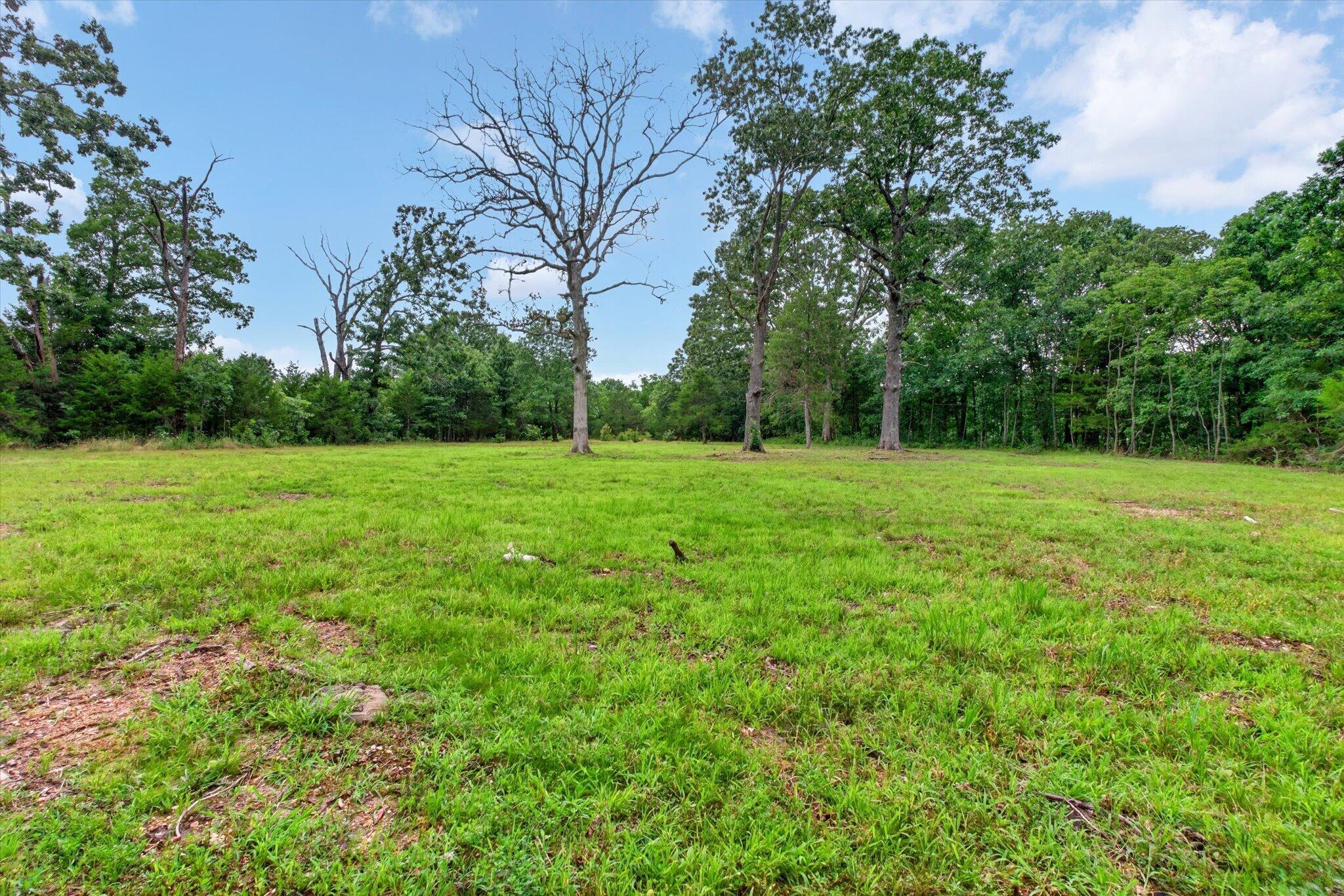 000 State Highway Dd Property Photo 2