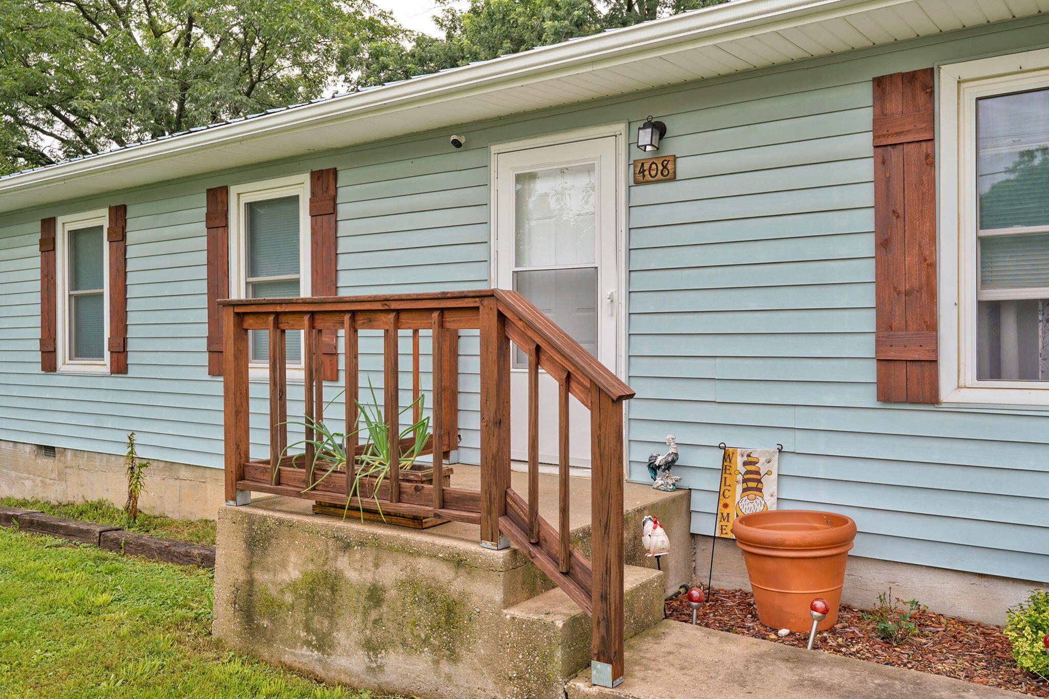 408 Lilly Street Property Photo 4