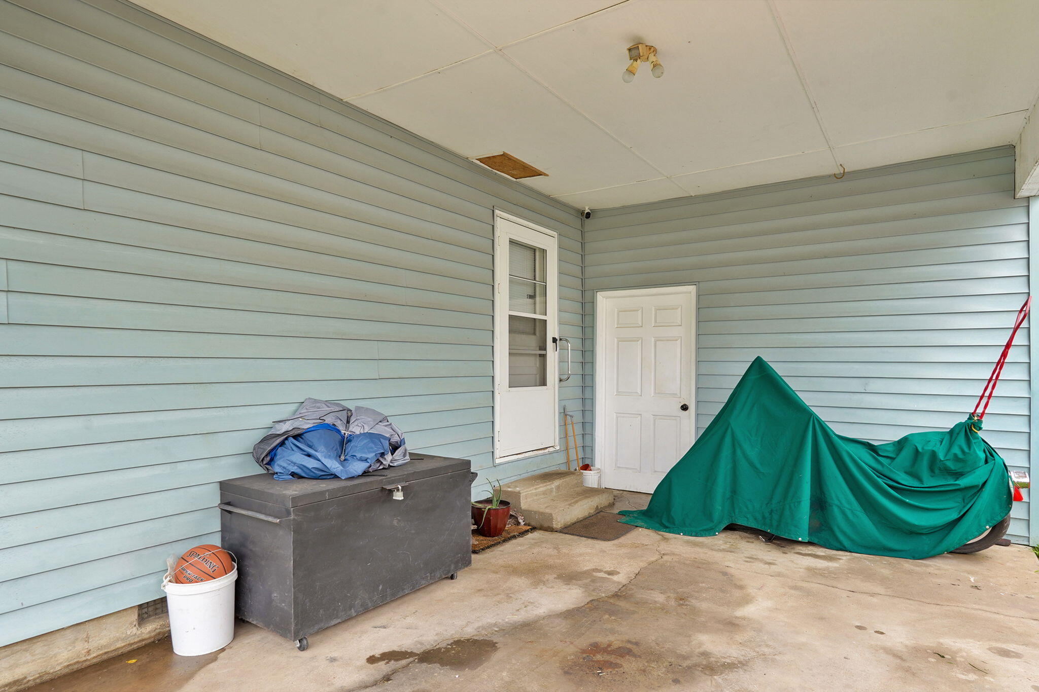 408 Lilly Street Property Photo 5