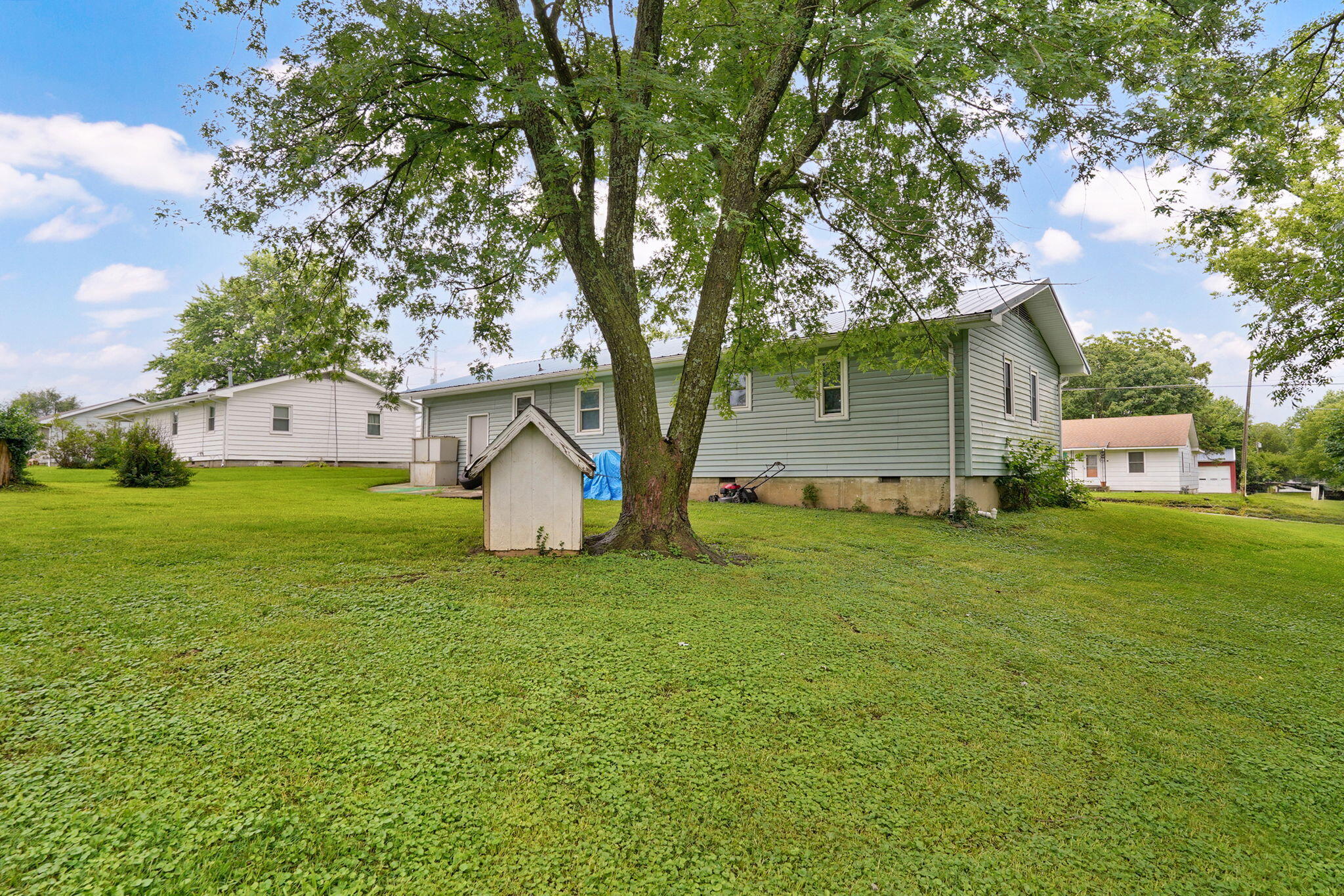 408 Lilly Street Property Photo 28