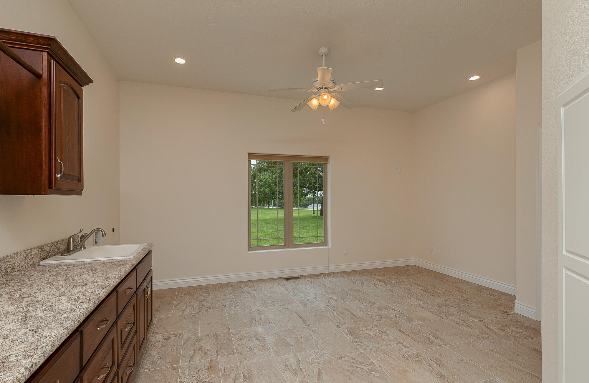 112 Clearview Court Property Photo 41