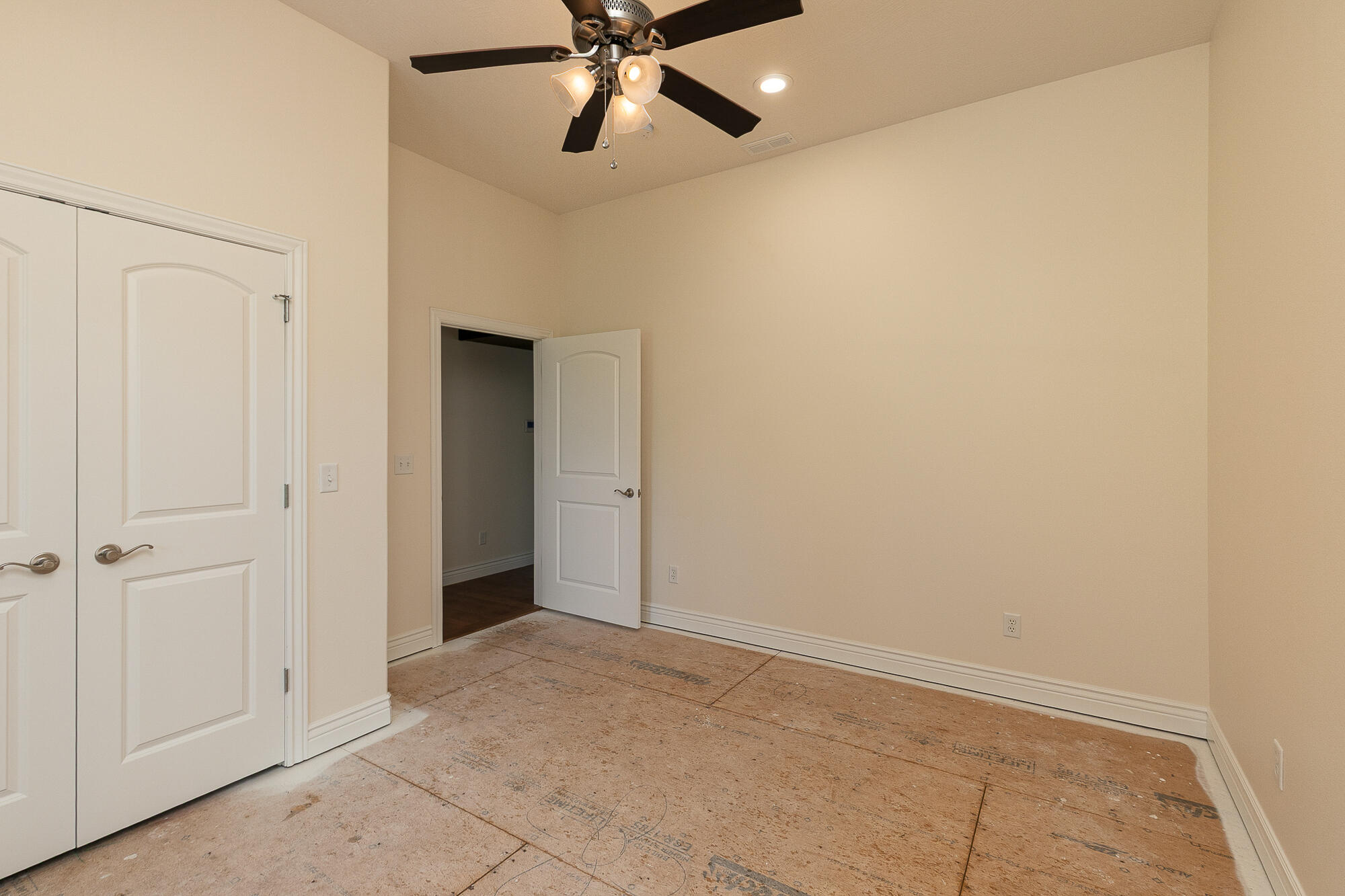 112 Clearview Court Property Photo 57