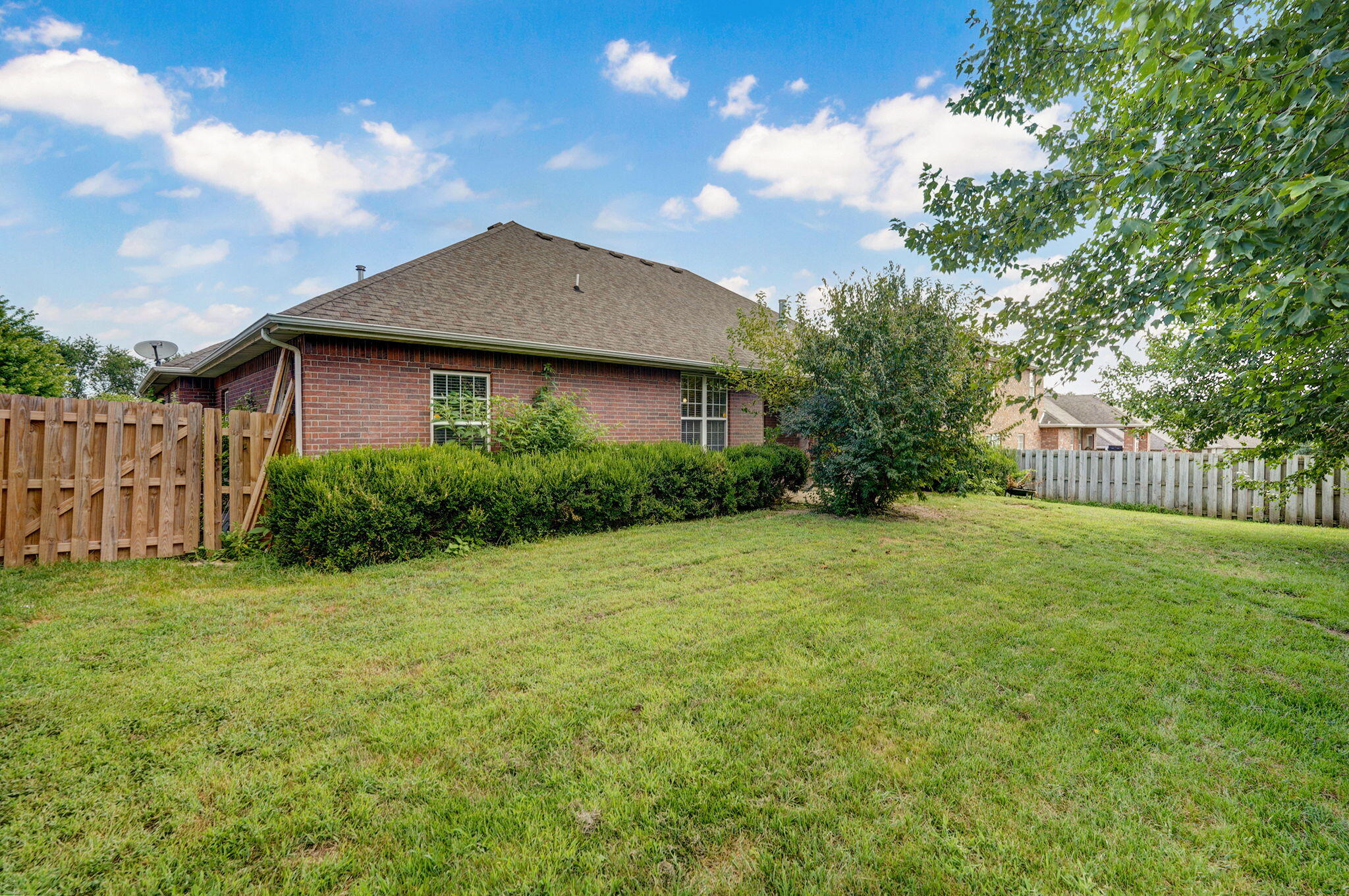 3862 West Vincent Drive Property Photo 6