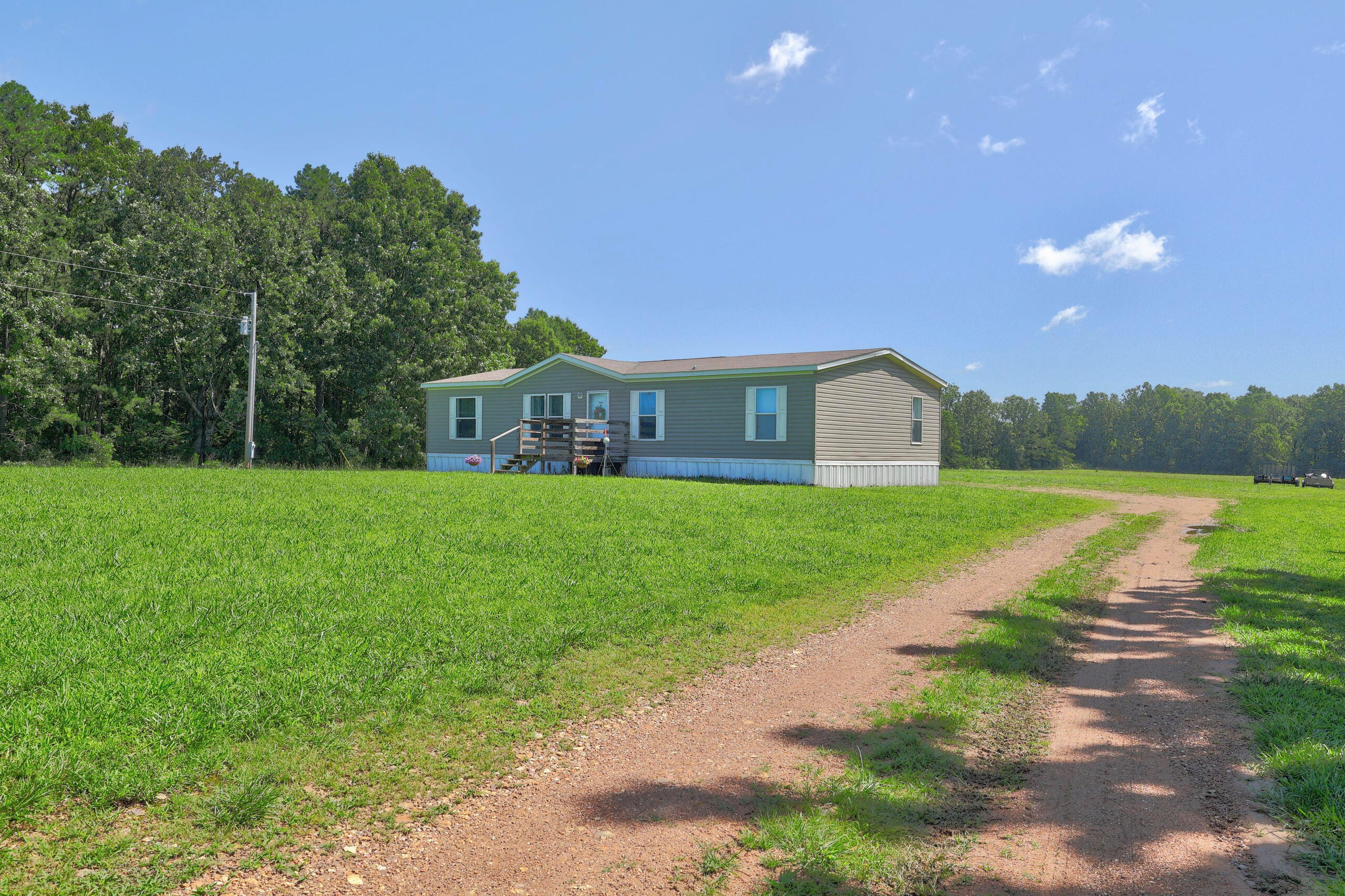 20068 Highway 181 Property Photo 2