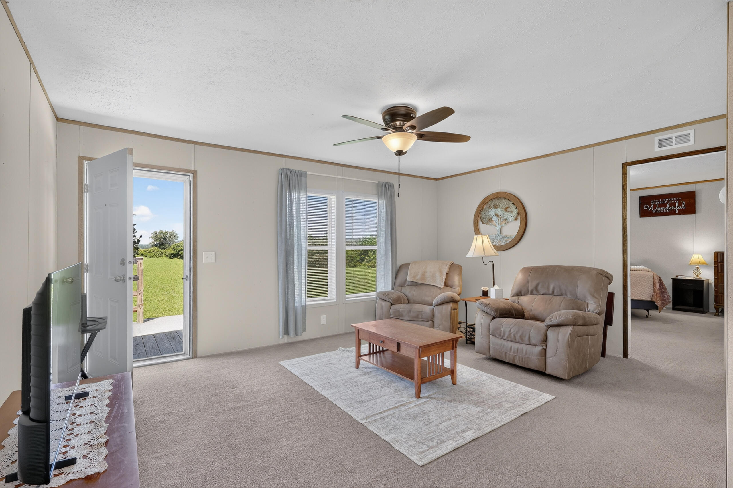 20068 Highway 181 Property Photo 7