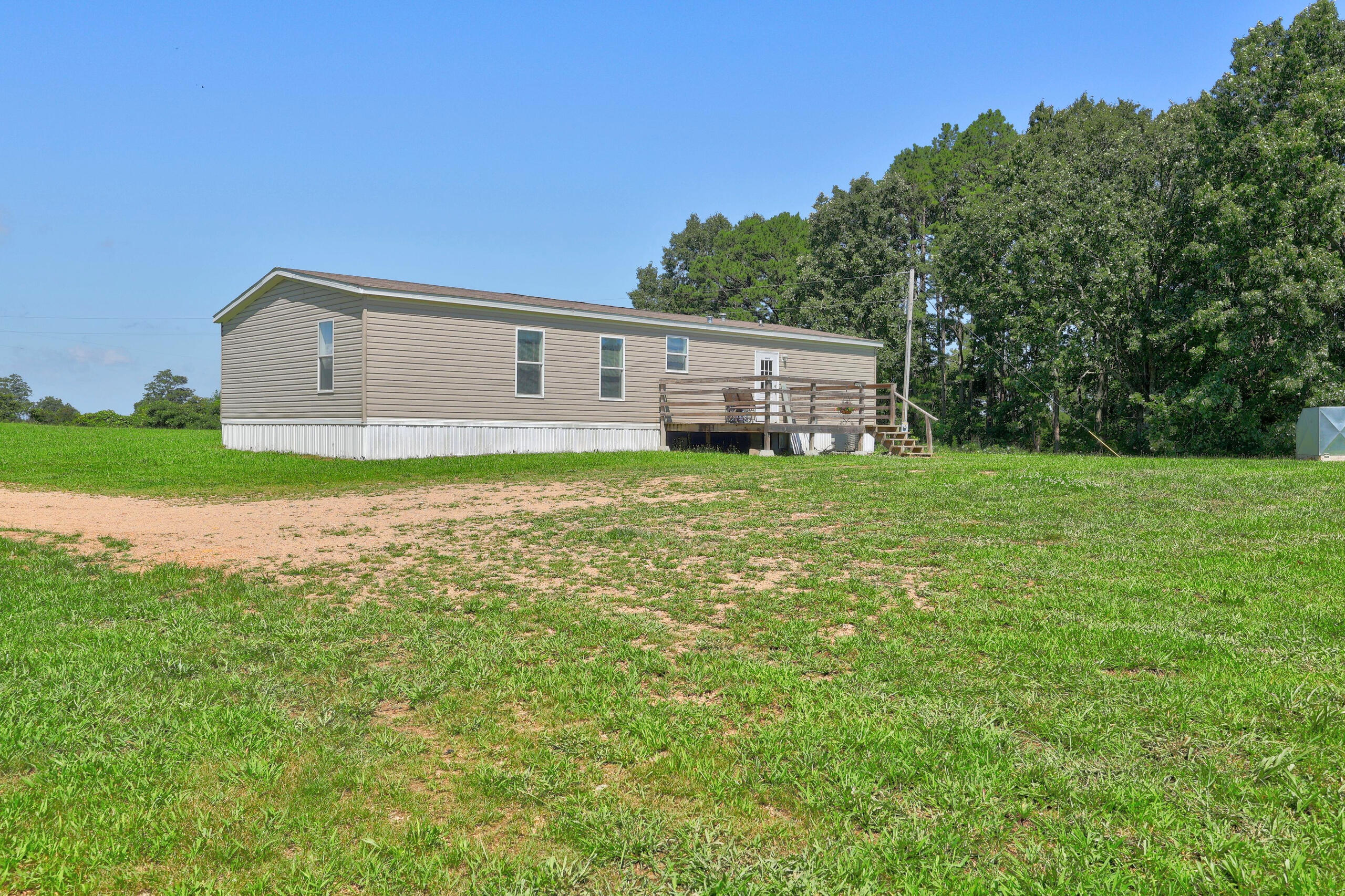 20068 Highway 181 Property Photo 18