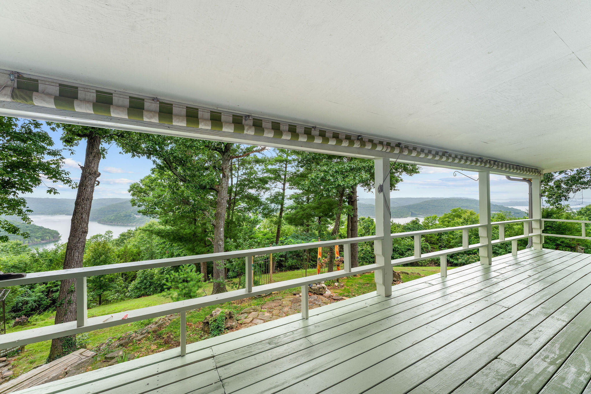 433 Wood Ridge Drive Property Photo 15
