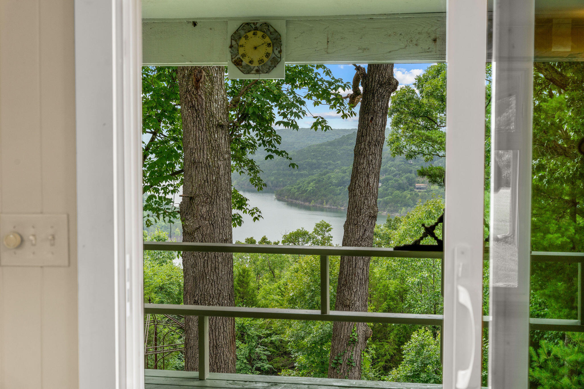 433 Wood Ridge Drive Property Photo 19
