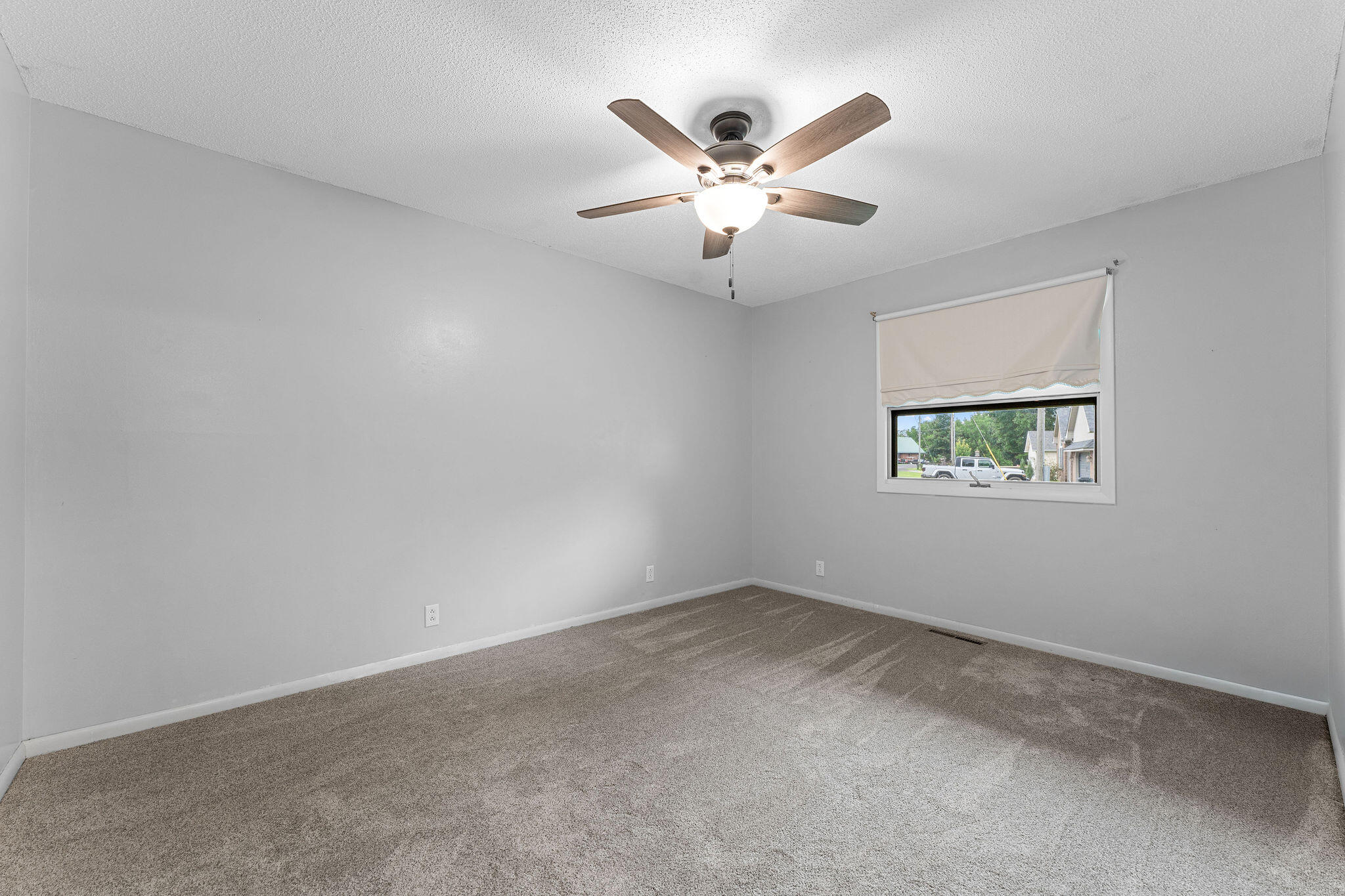 433 Wood Ridge Drive Property Photo 31