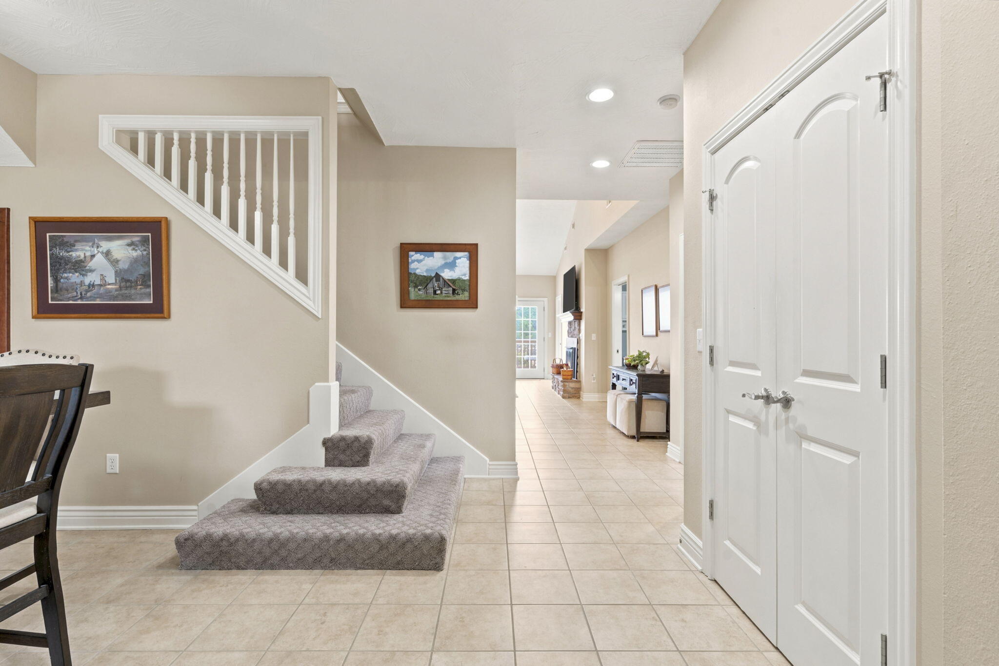 135 North Tuscany Drive Property Photo 6