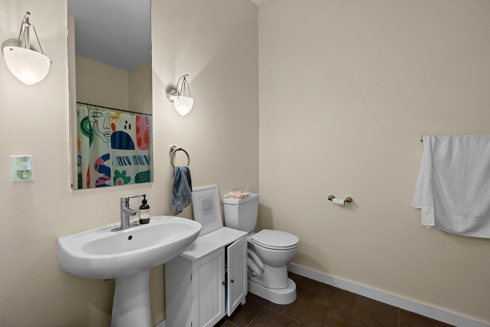 623 West Walnut Street Unit 203 Property Photo 12