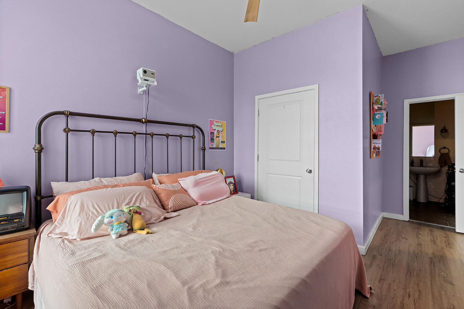 623 West Walnut Street Unit 203 Property Photo 15