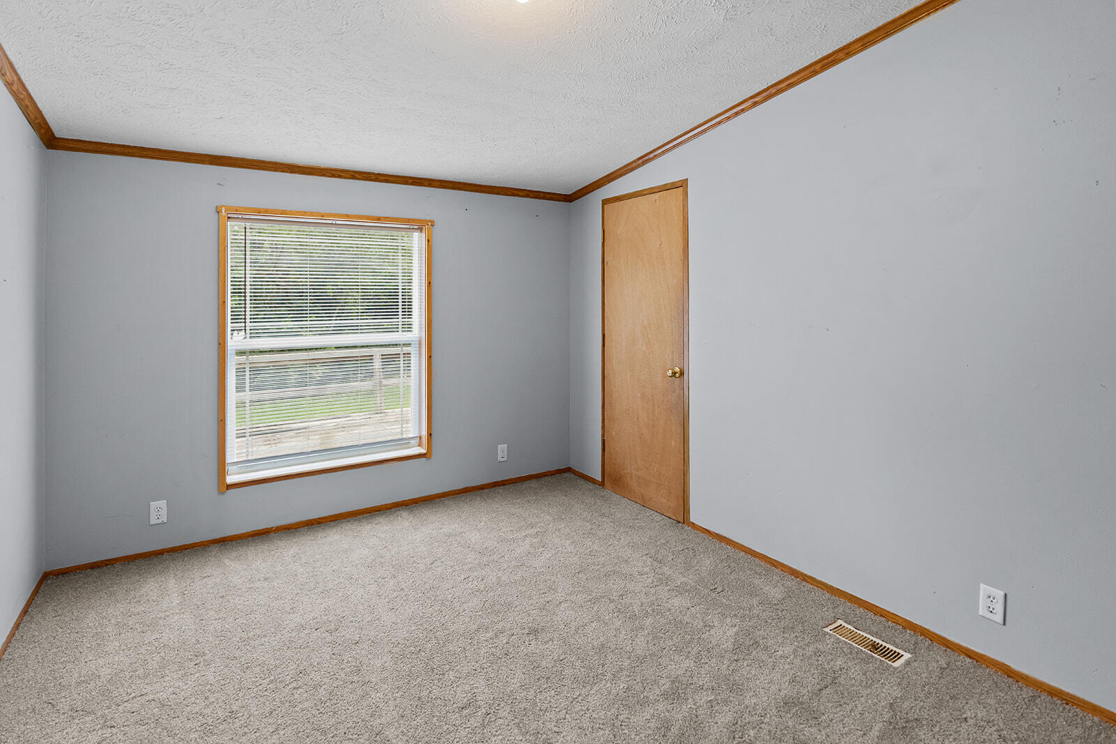 4161 Oakwood Road Property Photo 15