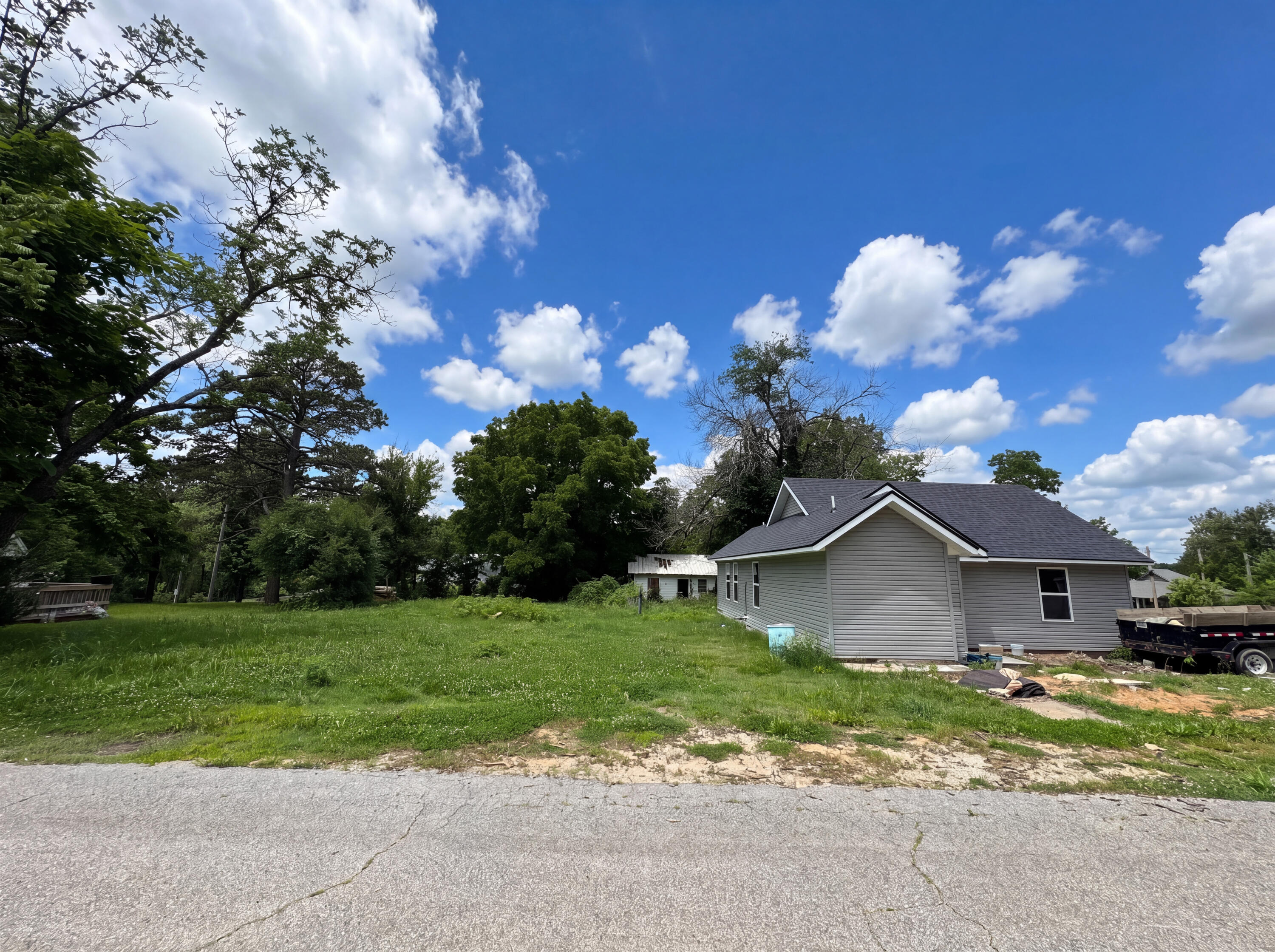 28215 Hickory Street Property Photo 4