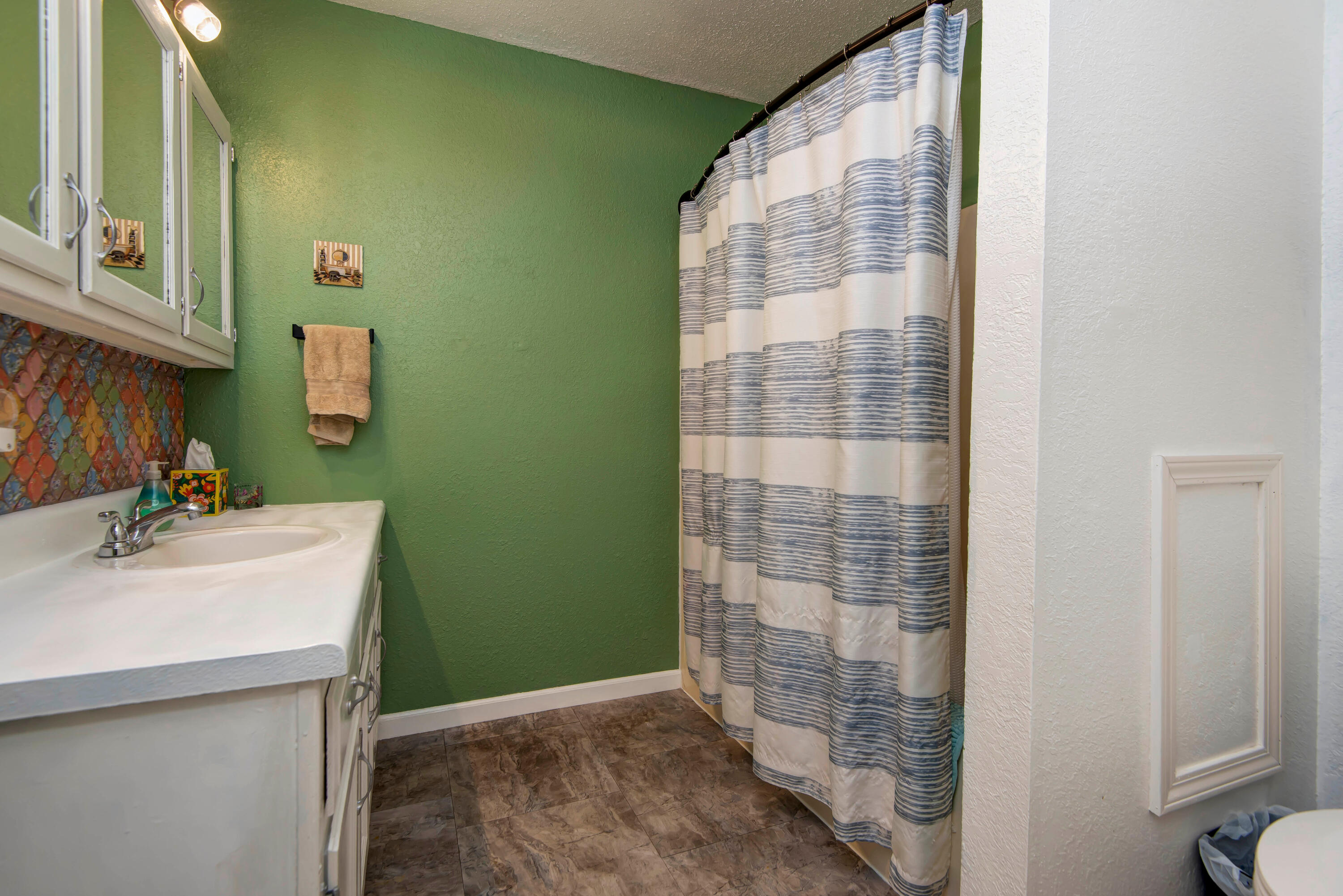 4302 Uu Road Property Photo 6