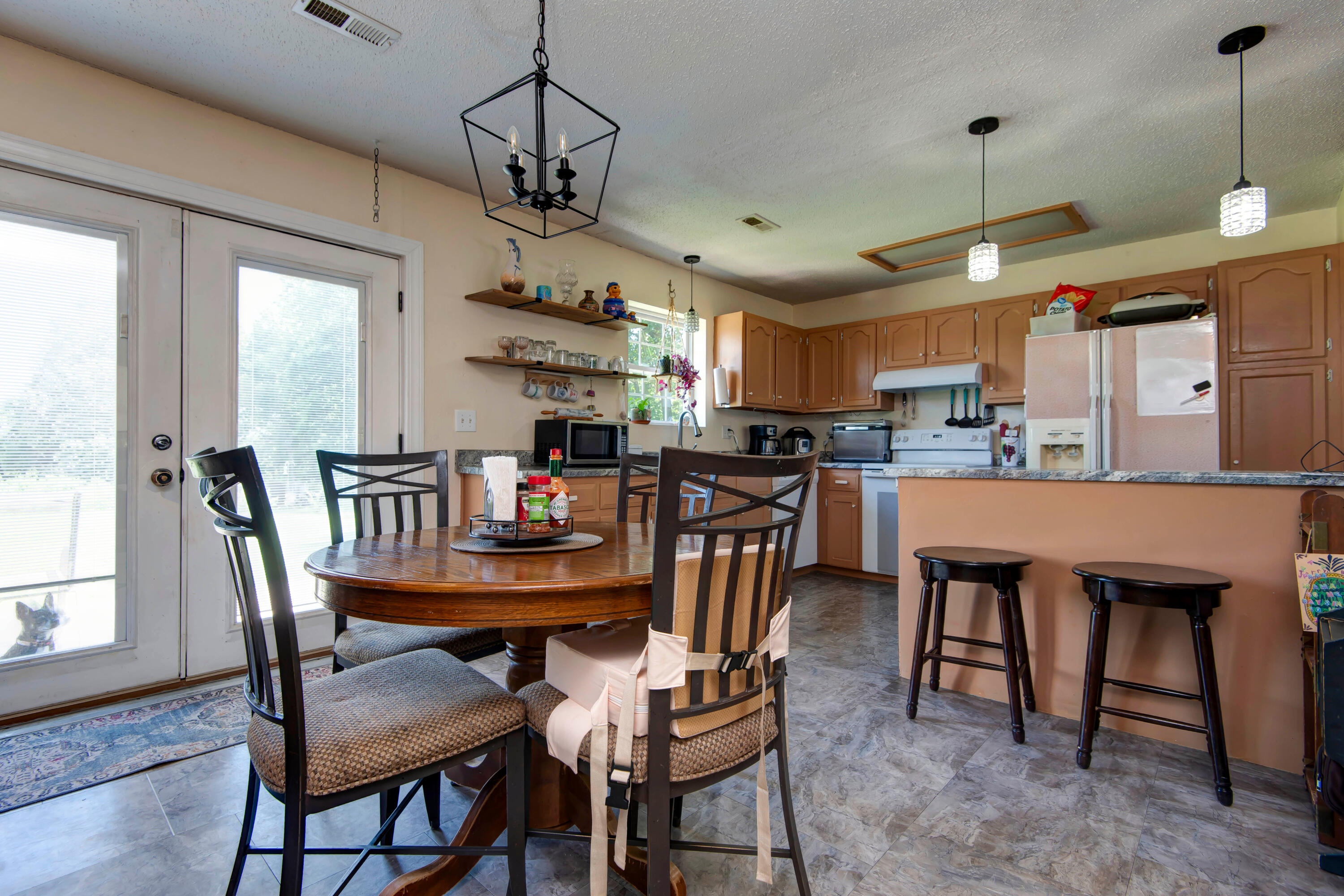 4302 Uu Road Property Photo 11
