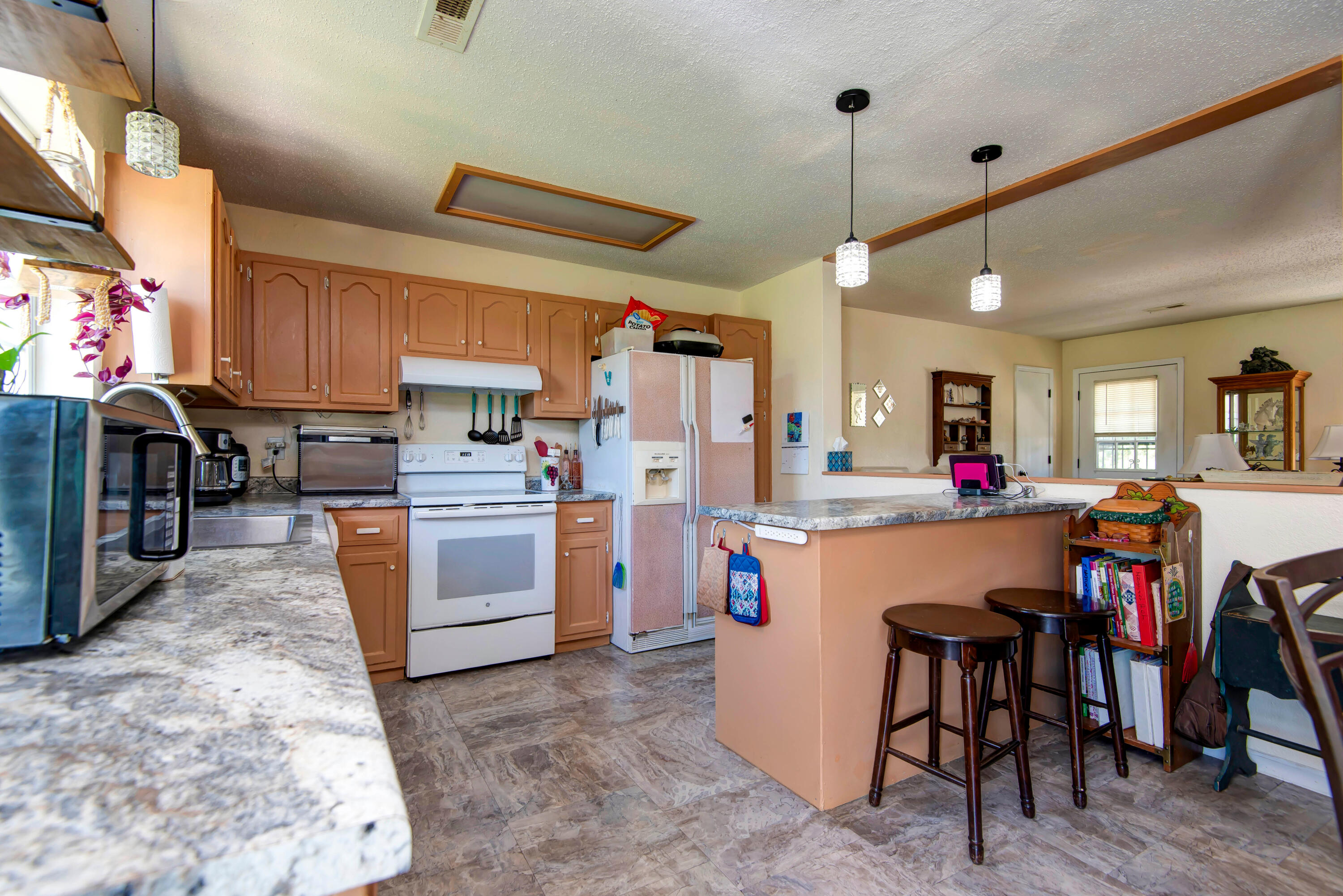 4302 Uu Road Property Photo 12