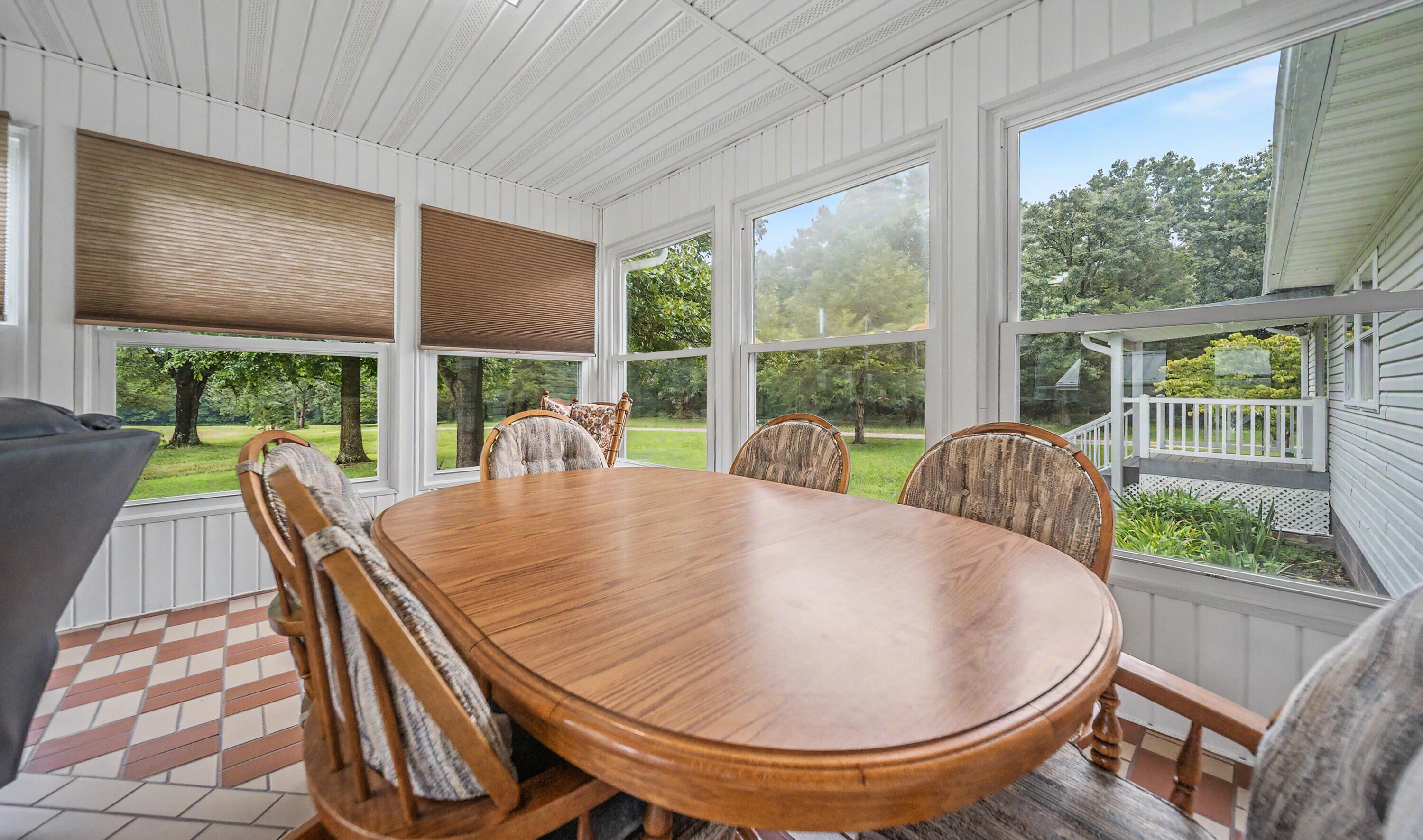 1569 Spider K Road Property Photo 45