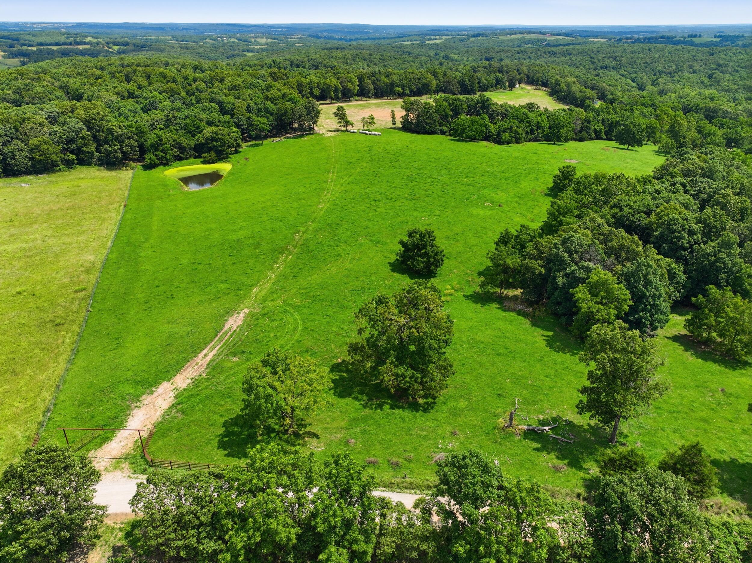 000 Gravel Point Road Property Photo 4