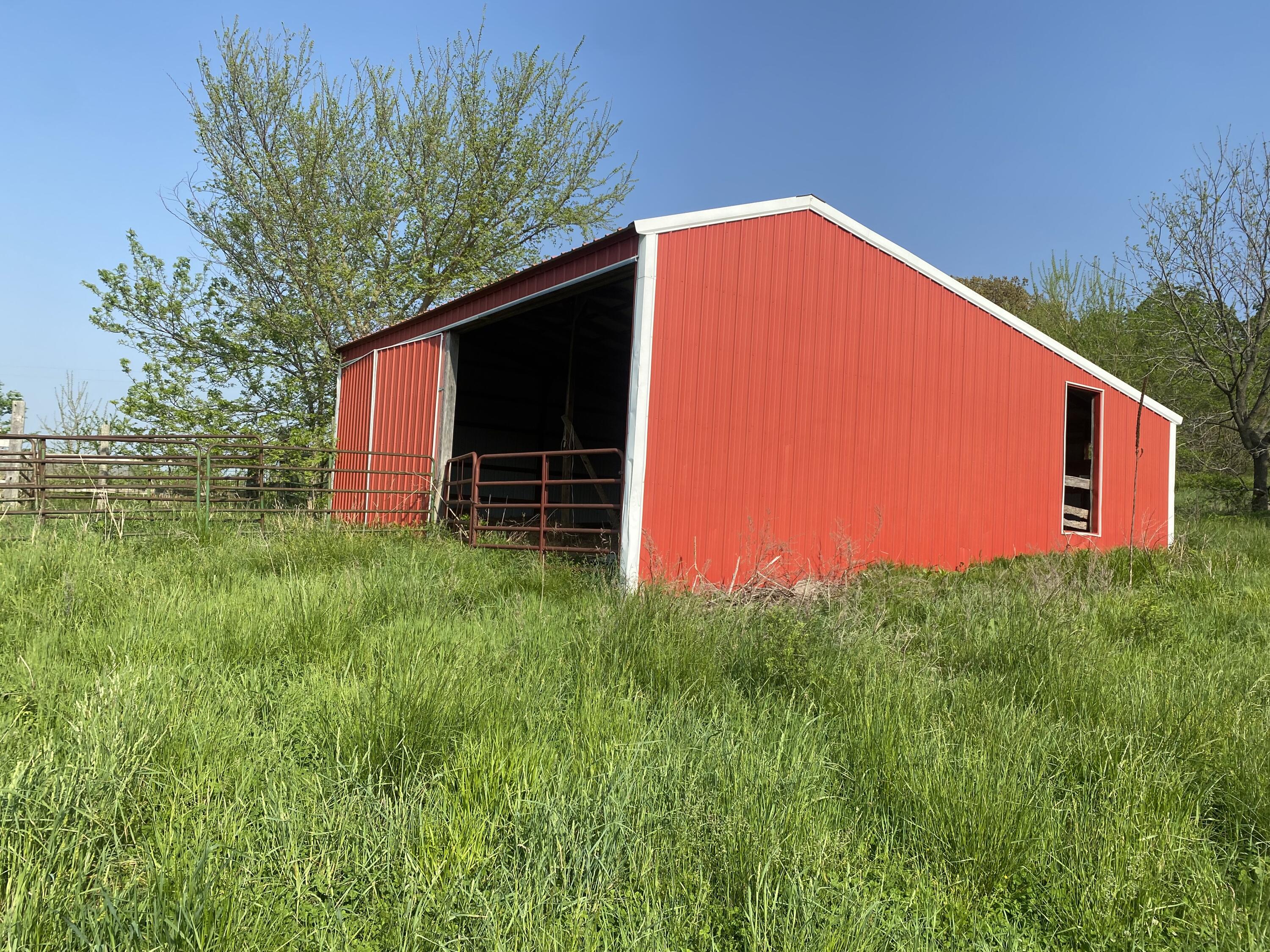 17445 East 418 Road Property Photo 9