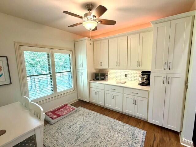 120 Bethpage Court Property Photo 9