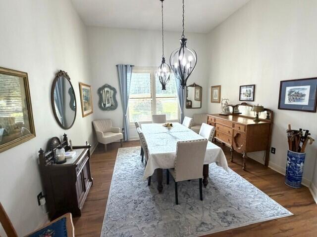120 Bethpage Court Property Photo 12