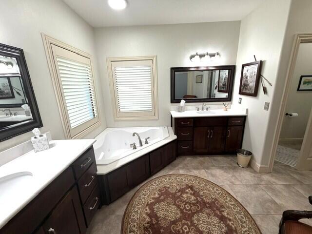 120 Bethpage Court Property Photo 18