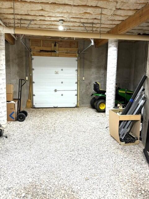 120 Bethpage Court Property Photo 32