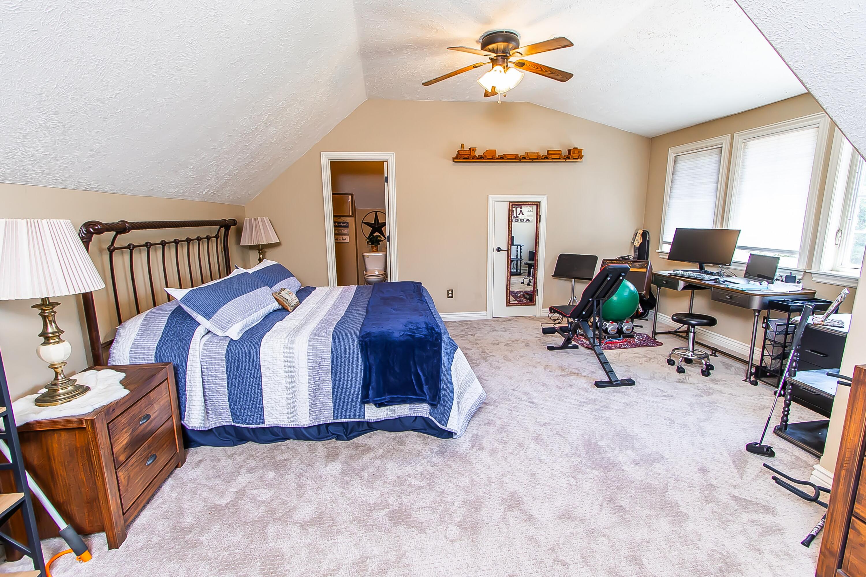 320 Ridgecrest Drive Property Photo 44